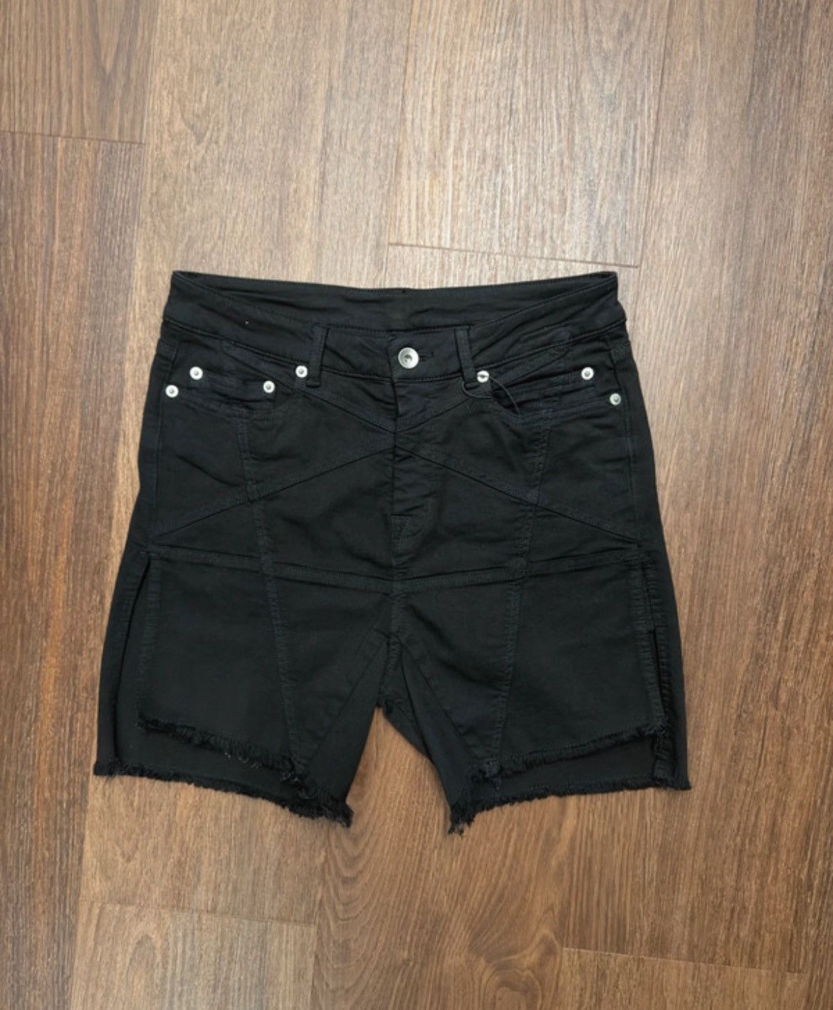 Rick Owens Rick Owens pentagram denim Shorts black Size US 29 - 4 Thumbnail