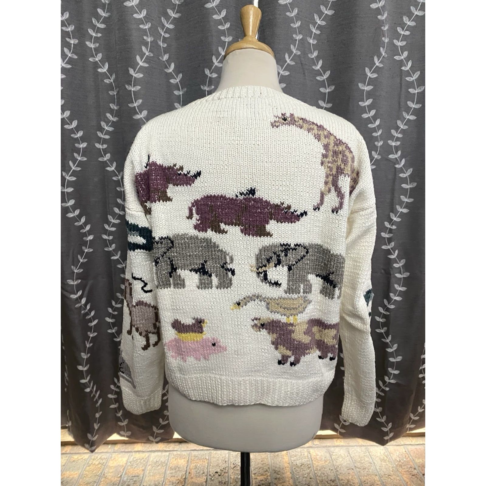 Vintage VINTAGE Gusto Chunky-Knit Sweater Noah’s Ark Theme Animals Women’s Medium Sweat er? Size M / US 6-8 / IT 42-44 - 3 Thumbnail