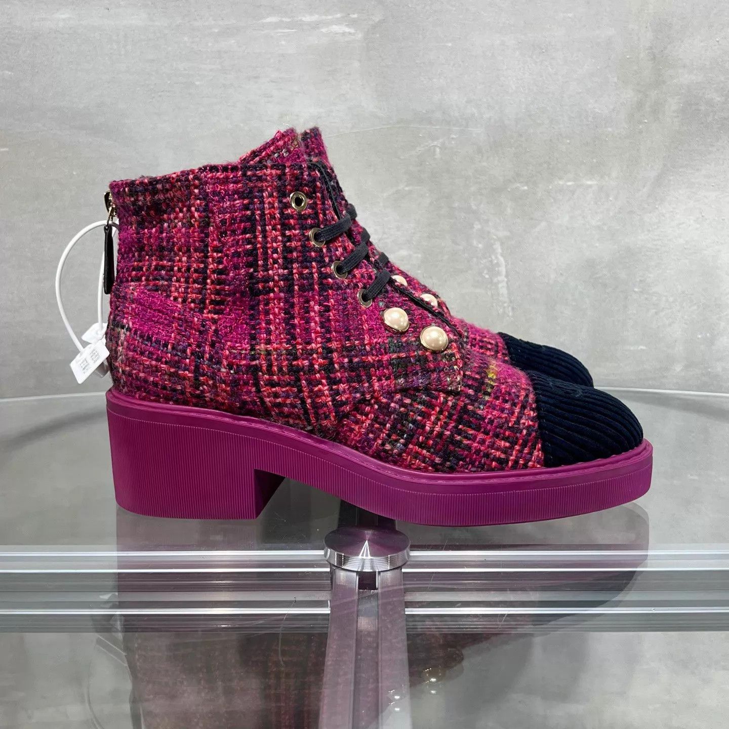 Chanel Chanel suede boots fuchsia 38 Size US 7.5 / IT 37.5 - 4 Thumbnail