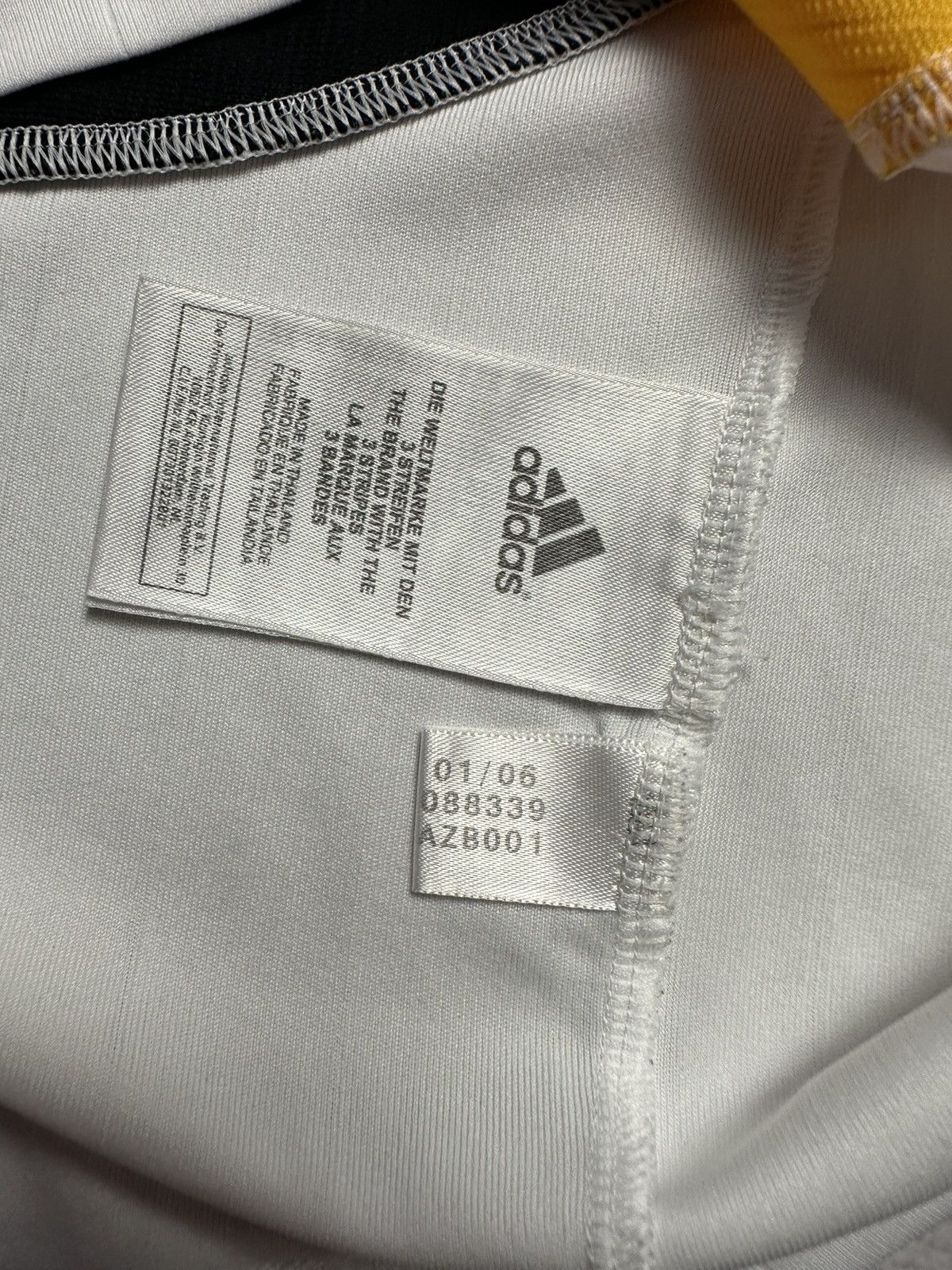 Adidas × Vintage Vintage adidas Deutschland soccer jersey size M Size US M / EU 48-50 / 2 - 7 Thumbnail