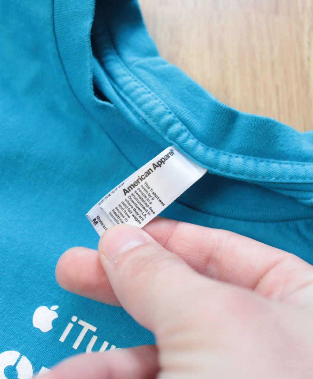 American Apparel × Apple × Vintage 🔥 Rare Apple iTunes Festival Y2K T Shirt Size US S / EU 44-46 / 1 - 6 Thumbnail