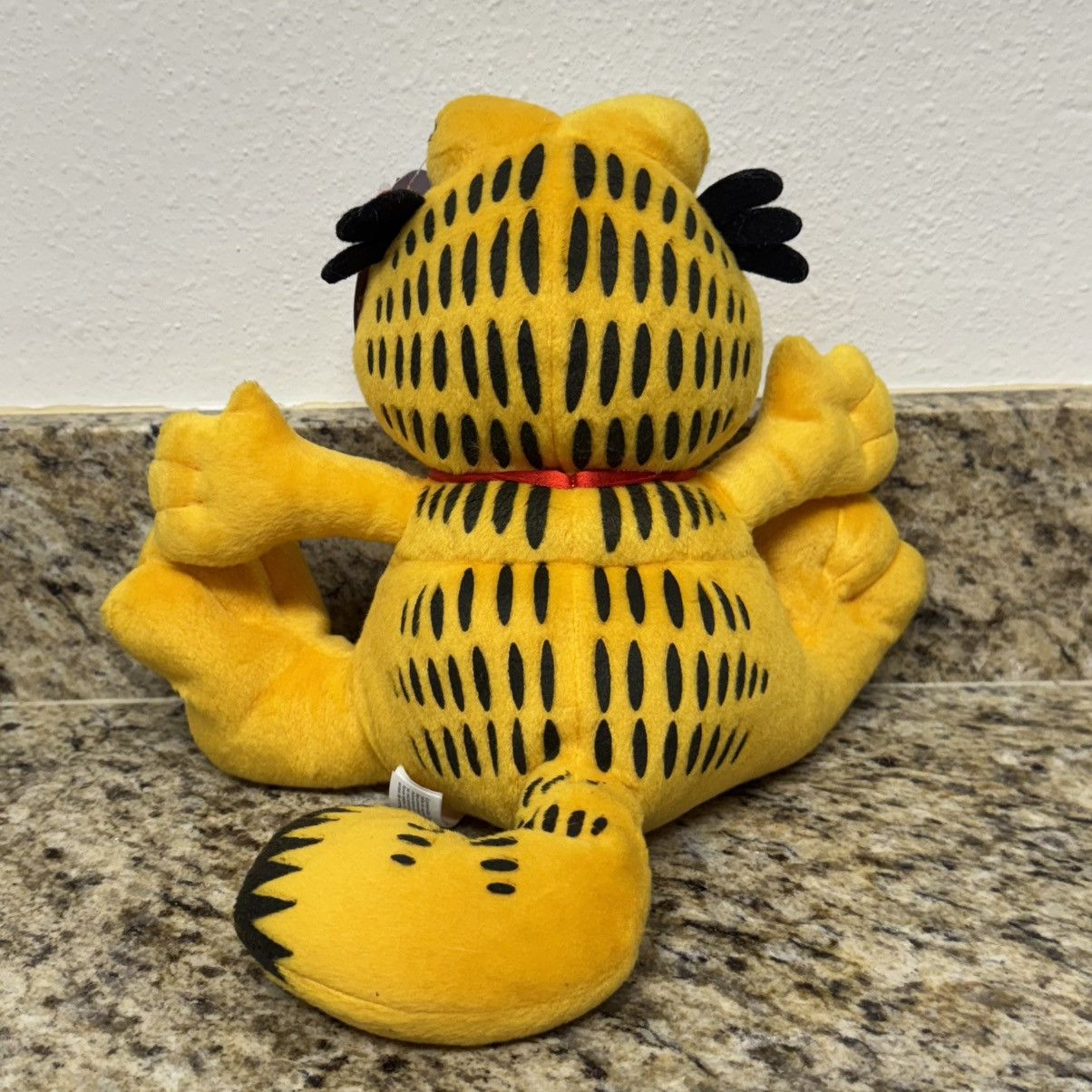 Vintage Vintage Garfield “Te Quiero” 10” Spanish Valentine Day Plush Size ONE SIZE - 2 Thumbnail