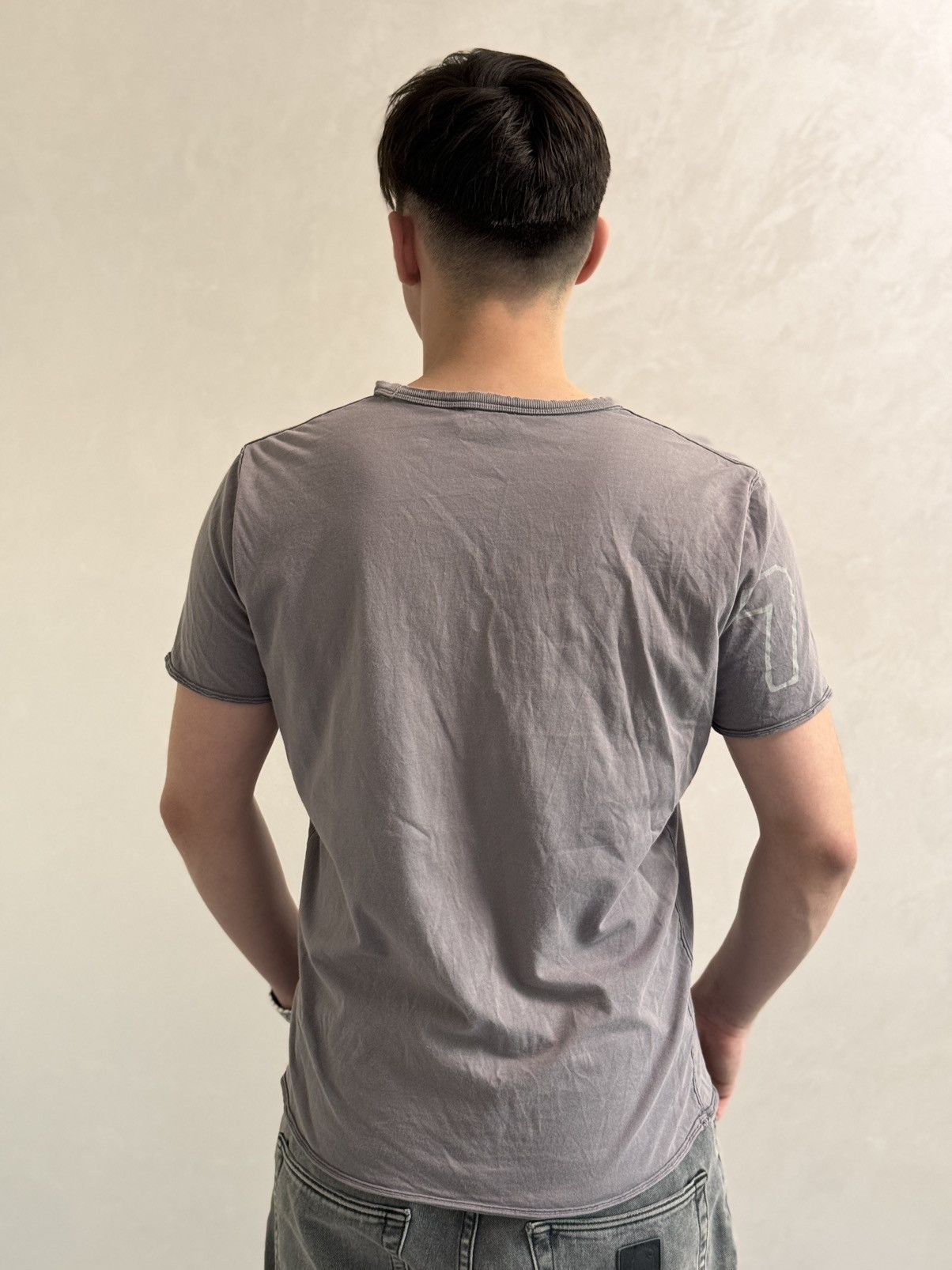 Vintage Vintage Diesel t-shirt printed y2k Faded Japan Size US L / EU 52-54 / 3 - 6 Thumbnail