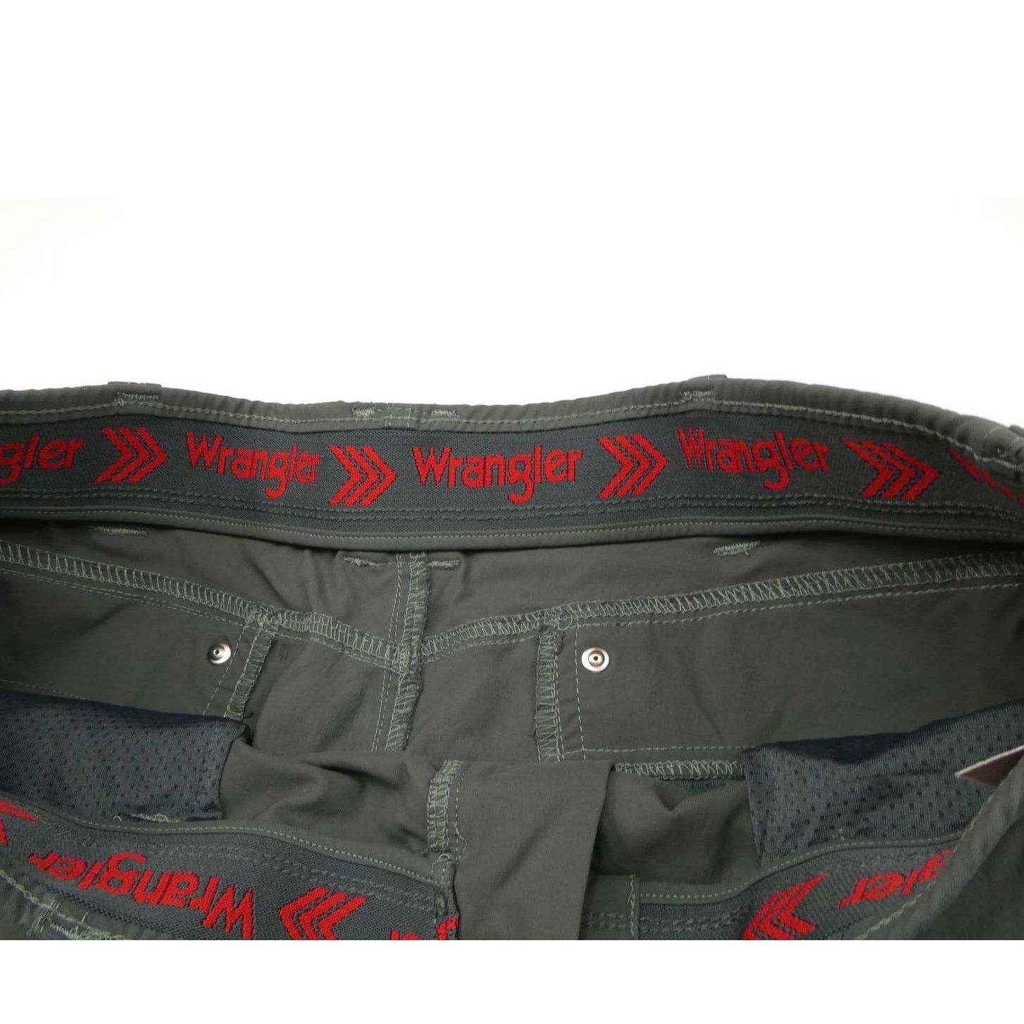 Wrangler Wrangler flex 9" side zip shorts, comfort waistband, size 38 Size US 38 / EU 54 - 2 Thumbnail