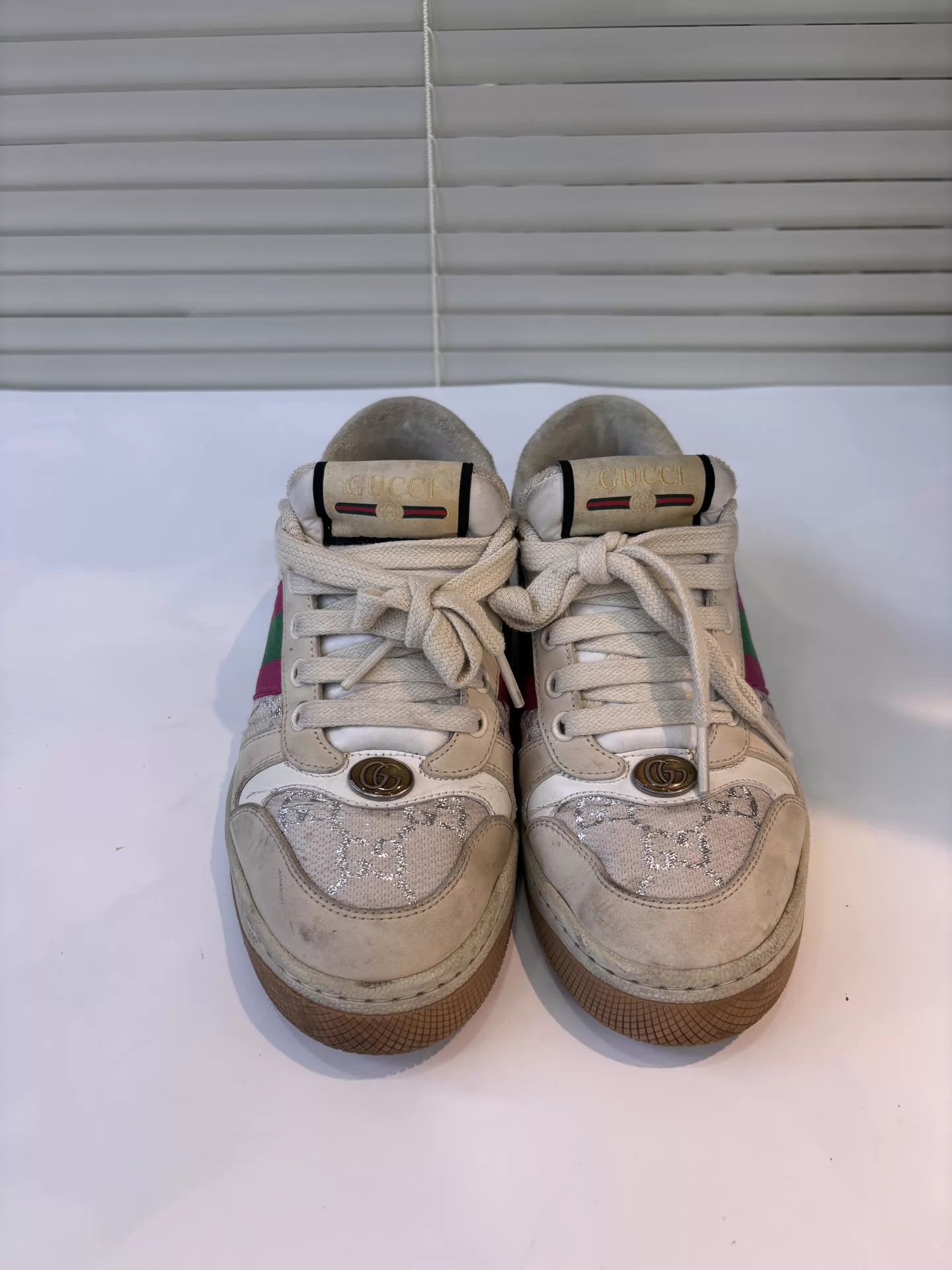 Gucci Gucci White 9/10 Women's 36 Sneakers Size US 5.5 / IT 35.5 - 1 Thumbnail