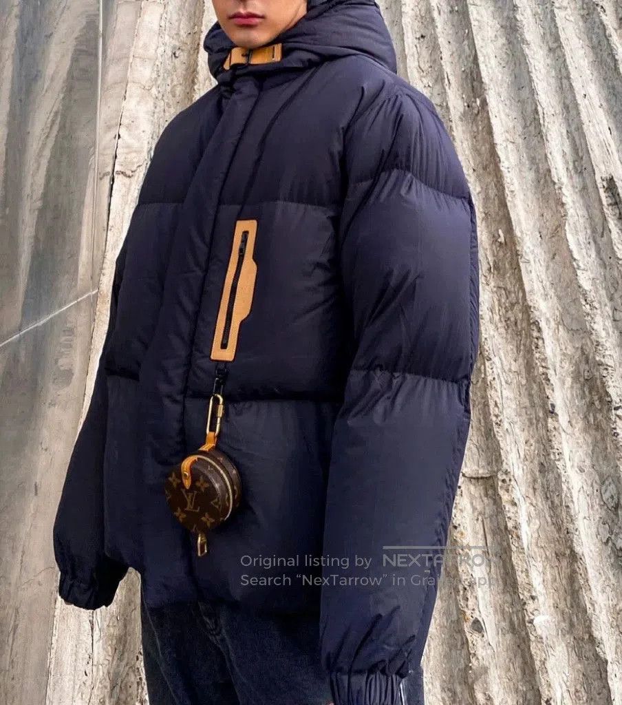 Louis Vuitton louis vuitton puffer jacket deep blue. Size US L / EU 52-54 / 3 - 9 Thumbnail