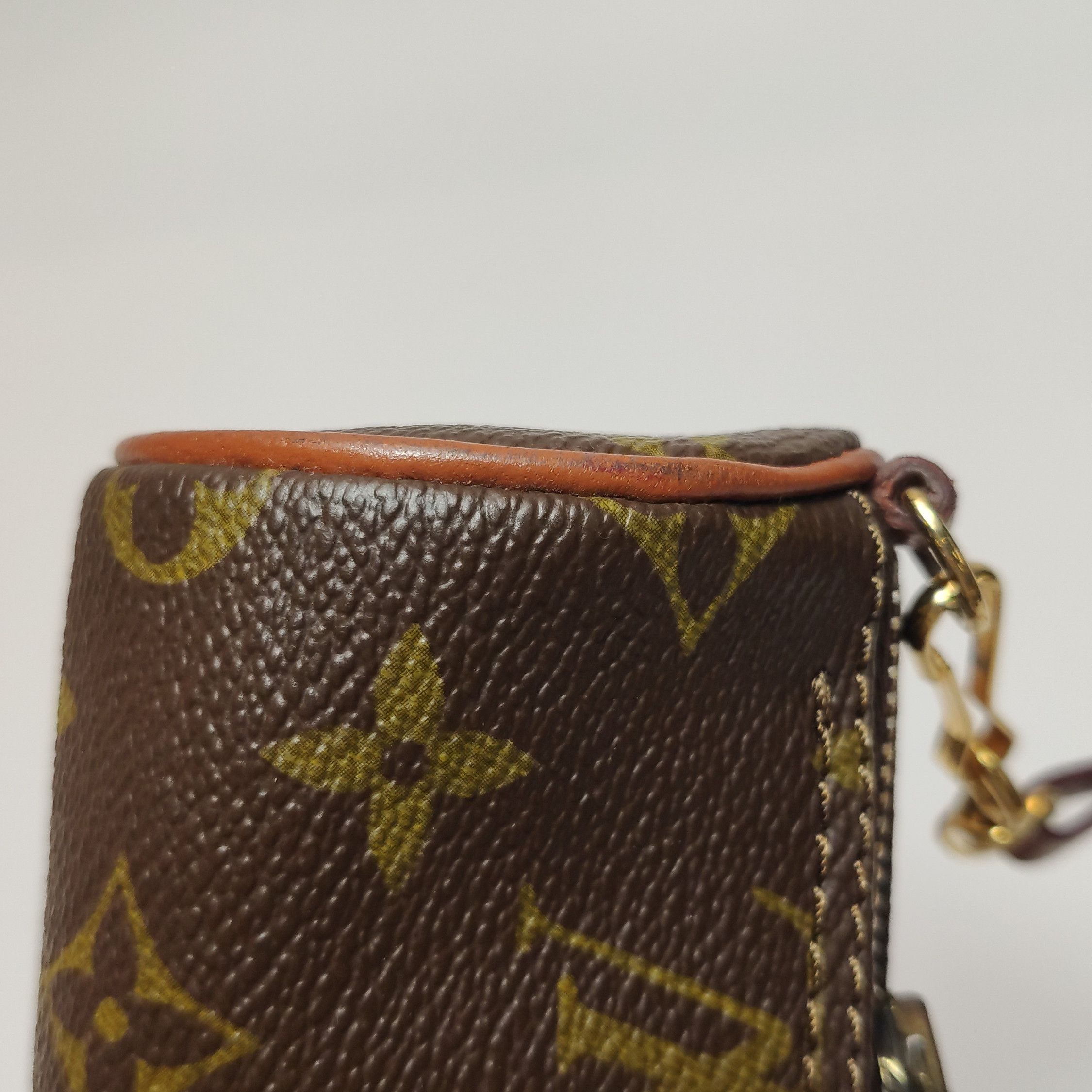 Louis Vuitton Louis Vuitton (LV) Papillon Mini Cowhide Monogram Printed D Size ONE SIZE - 8 Thumbnail
