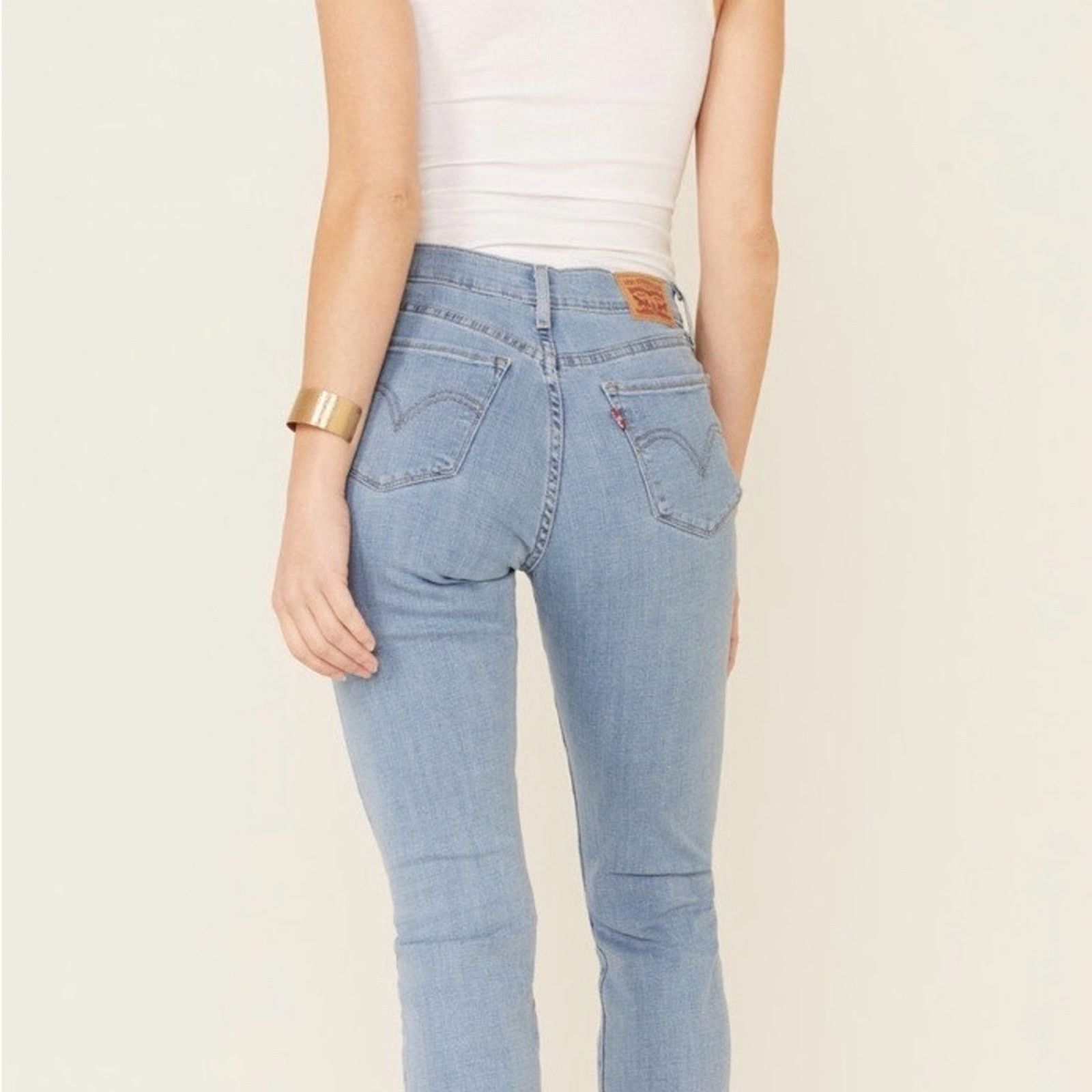 Levi's LEVI’S WOMEN'S CLASSIC STRAIGHT FIT JEANS (Size: 16 Long) Size 38" / US 16 / IT 52 - 7 Thumbnail