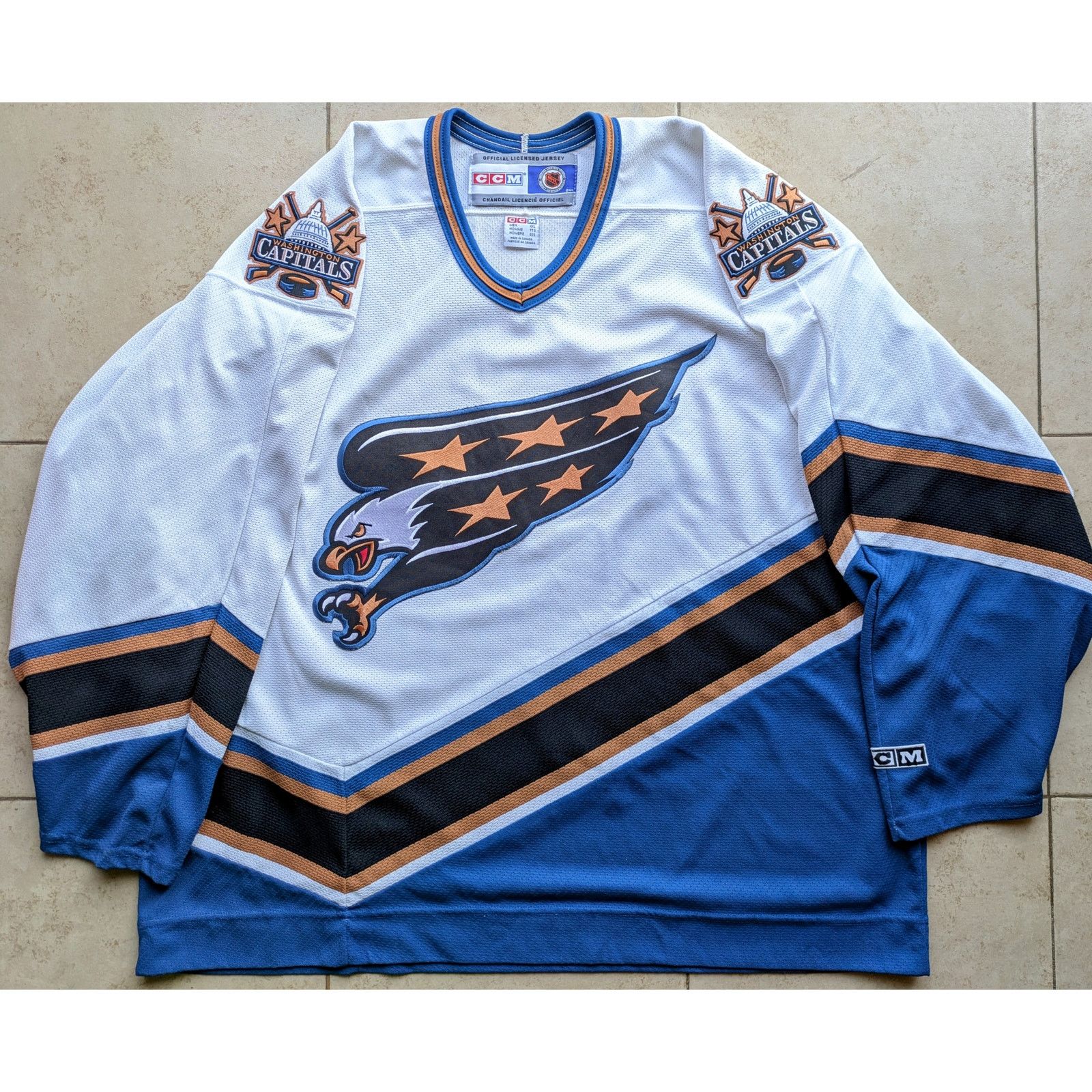 Ccm Washington Capitals 90s CCM jersey white Eagle 2XL NHL vtg Size US XXL / EU 58 / 5 - 1 Thumbnail