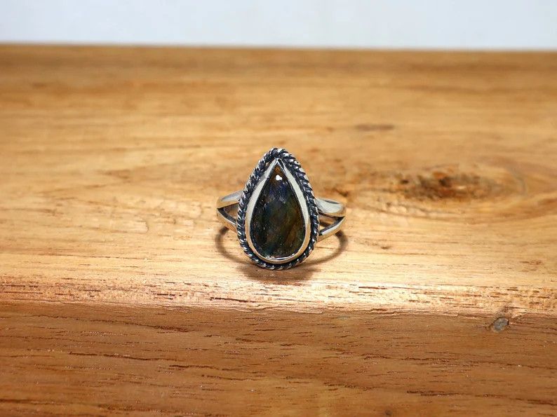 Handmade Labradorite Statement Ring: 925 Sterling Silver Jewelry, Size ONE SIZE - 2 Thumbnail