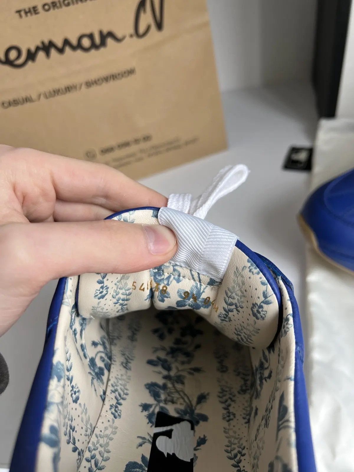 Gucci Vintage Gucci Men’s Rhyton Sneakers with NY Yankees Print Size US 9.5 / EU 42-43 - 9 Thumbnail