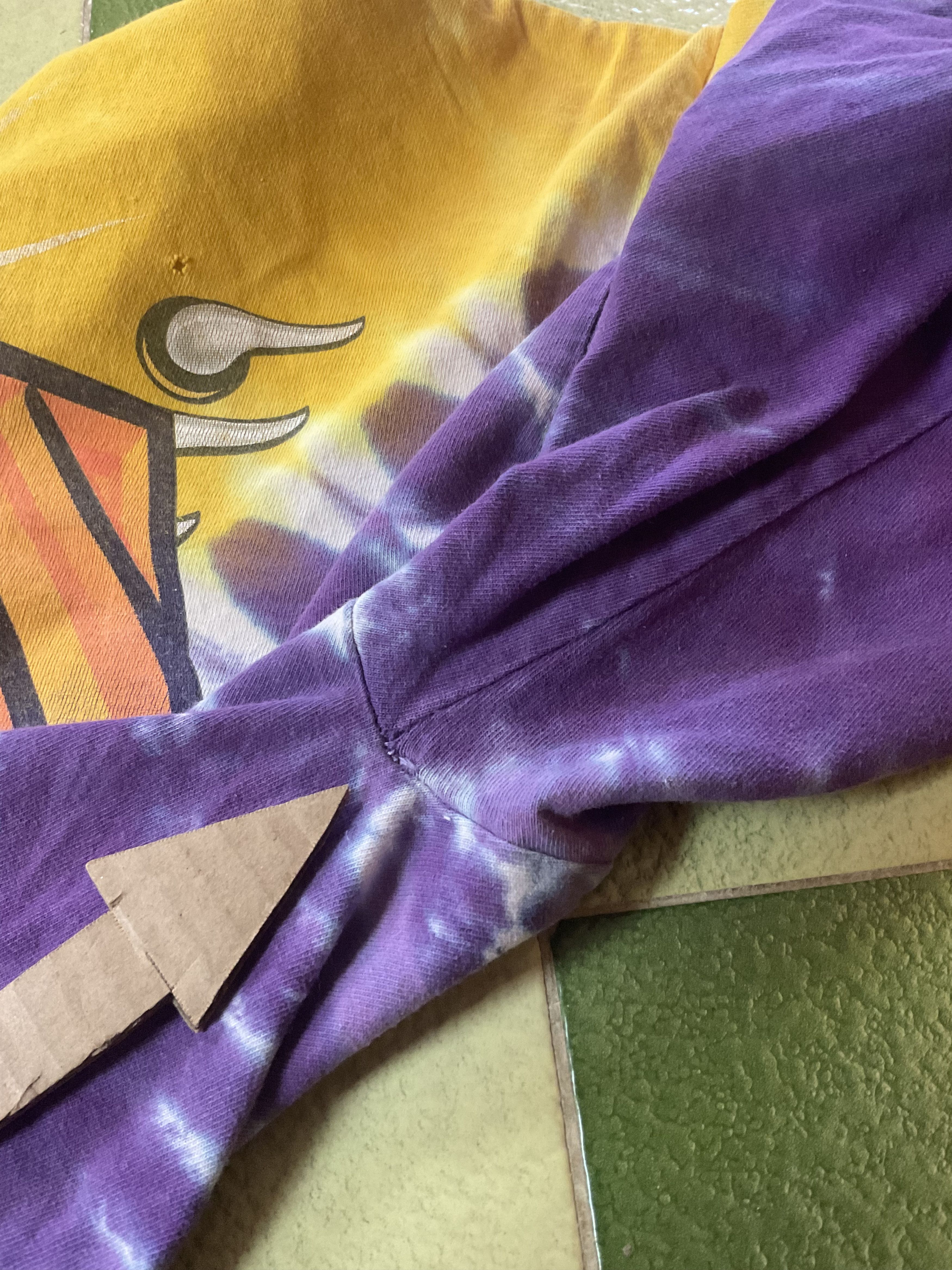 NFL Vintage 90s NFL Minnesota Vikings Tie Dye T-Shirt 2 Sided Size US XXL / EU 58 / 5 - 8 Thumbnail