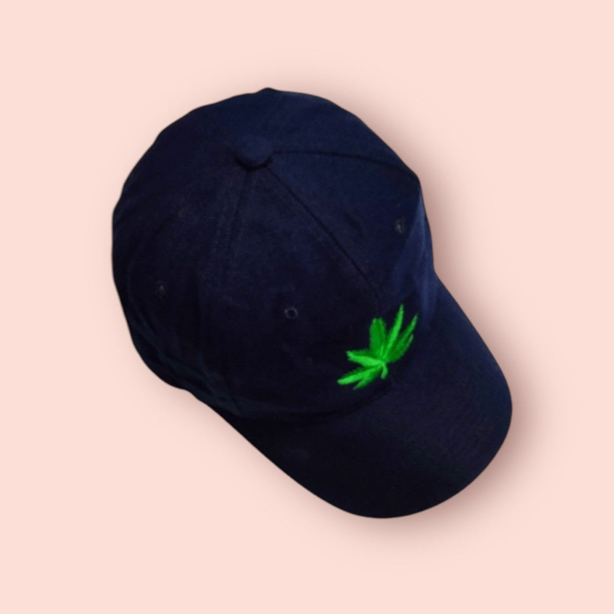 Vintage VINTAGE MARIJUANA STRAPBACK Size ONE SIZE - 5 Thumbnail