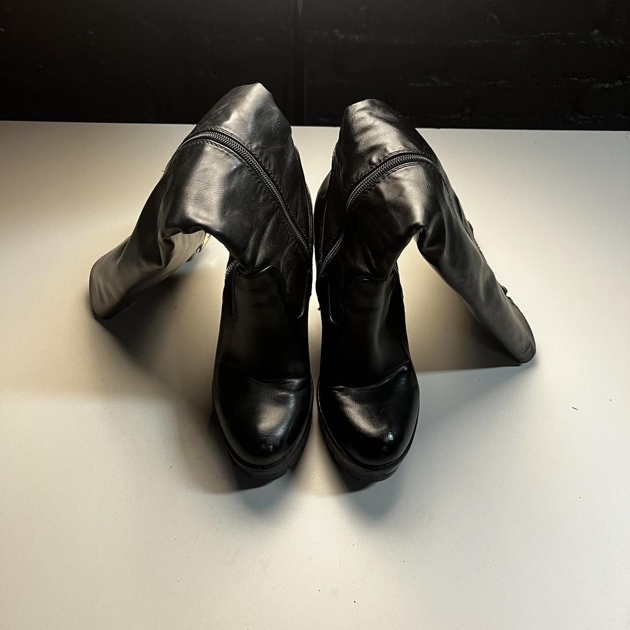 Other Black leather platform boots with zipper detail #goth #boho Size US 8 / IT 38 - 3 Thumbnail
