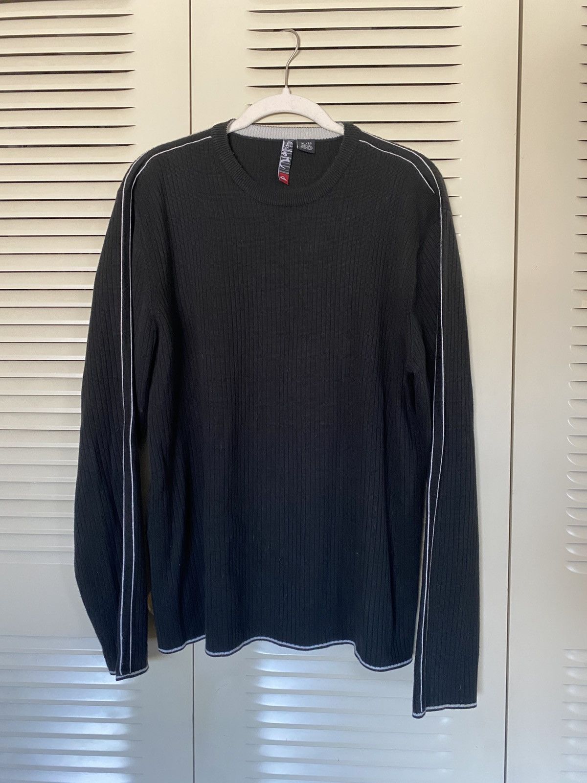 Quiksilver Vintage Quiksilver Long Sleeve Sweater Sweatshirt Surf y2K Size US XL / EU 56 / 4 - 1 Thumbnail