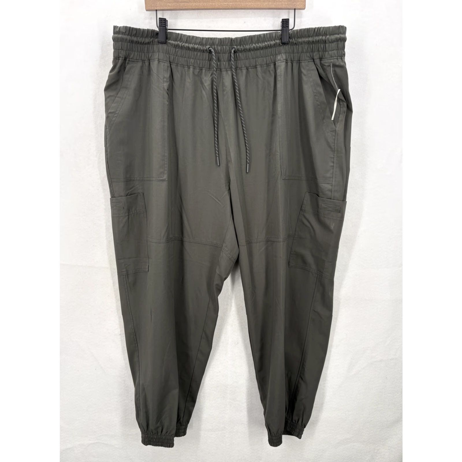 Old Navy Old Navy Jogger Pants Womens 2X Green StretchTech Quick Dry NWT Extra High Rise Pockets Gym & Training Activewear Womens Plus Regular Size 40" / US 18 - 2 Thumbnail