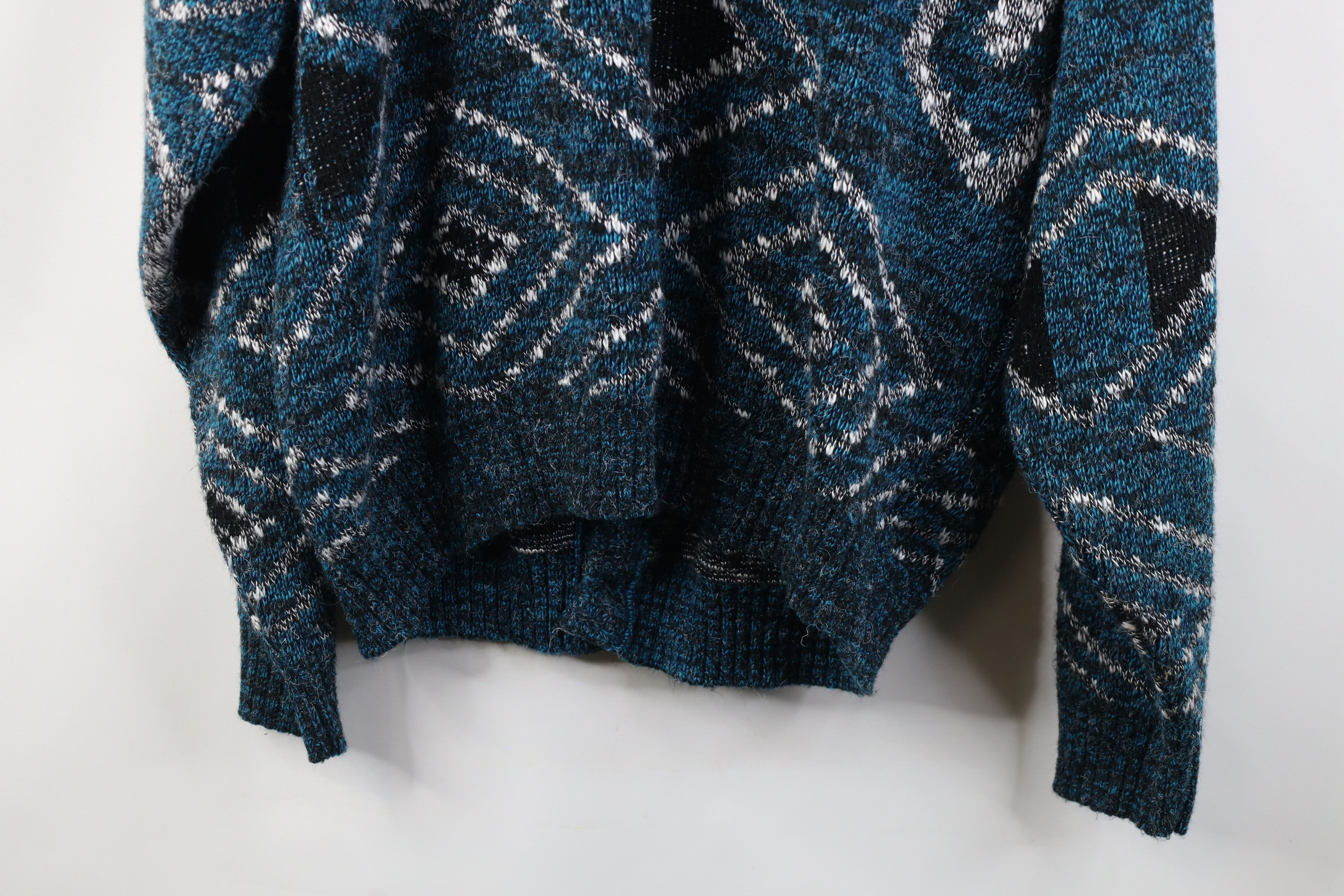 Vintage Vintage 90s Coogi Style Geometric Knit Cardigan Sweater USA Size US XL / EU 56 / 4 - 12 Thumbnail