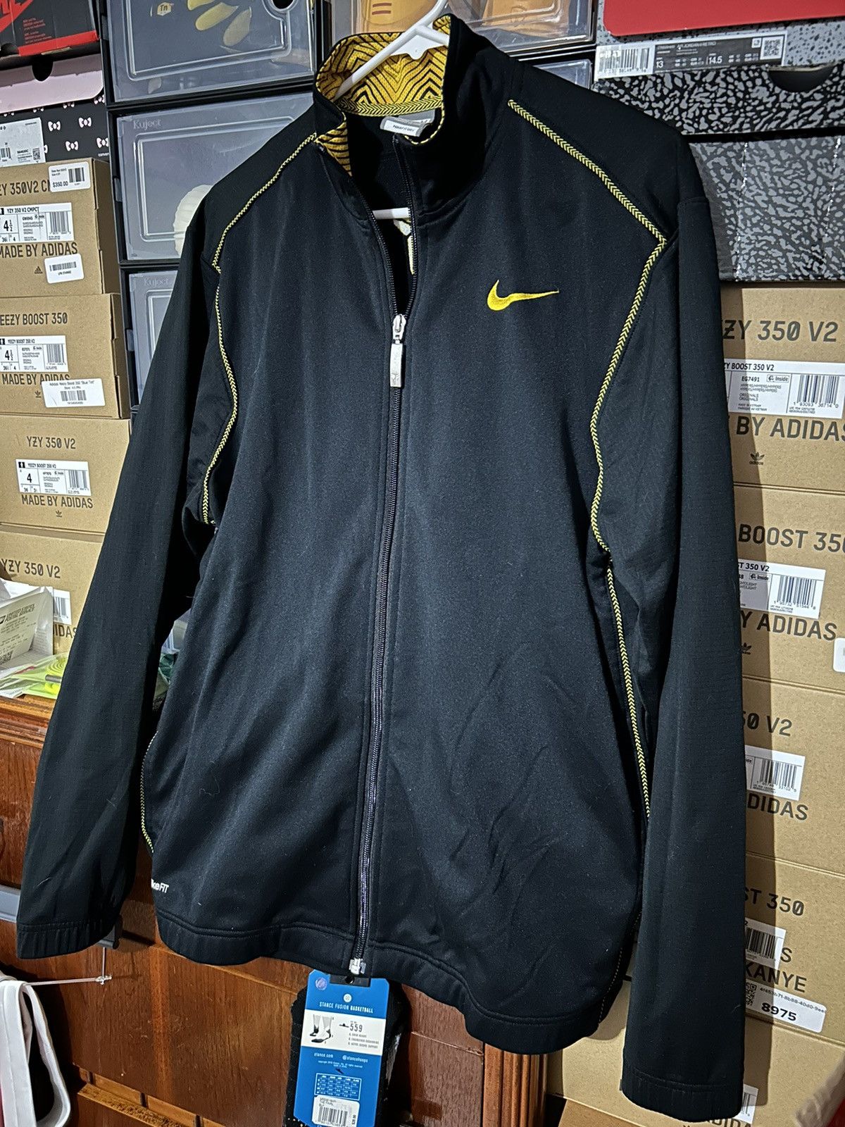 Nike Nike Men’s Black Yellow Kobe Bryant Mamba Full Zip Jacket Size US M / EU 48-50 / 2 - 2 Thumbnail