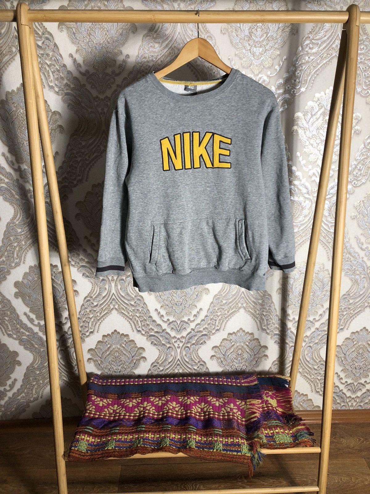 Nike VINTAGE NIKE BIG LOGO SWEATSHIRT RETRO SWOOSH DRILL Y2K 90s Size US XS / EU 42 / 0 - 1 Thumbnail