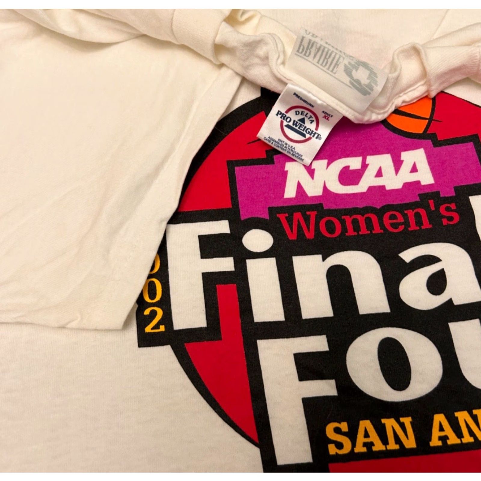 NCAA VINTAGE NCAA Final Four Womens Basketball San Antonio 2002 VTG Shirt Mens XL White 90s College Sports University Basketball Mens Size XL / US 12-14 / IT 48-50 - 2 Thumbnail