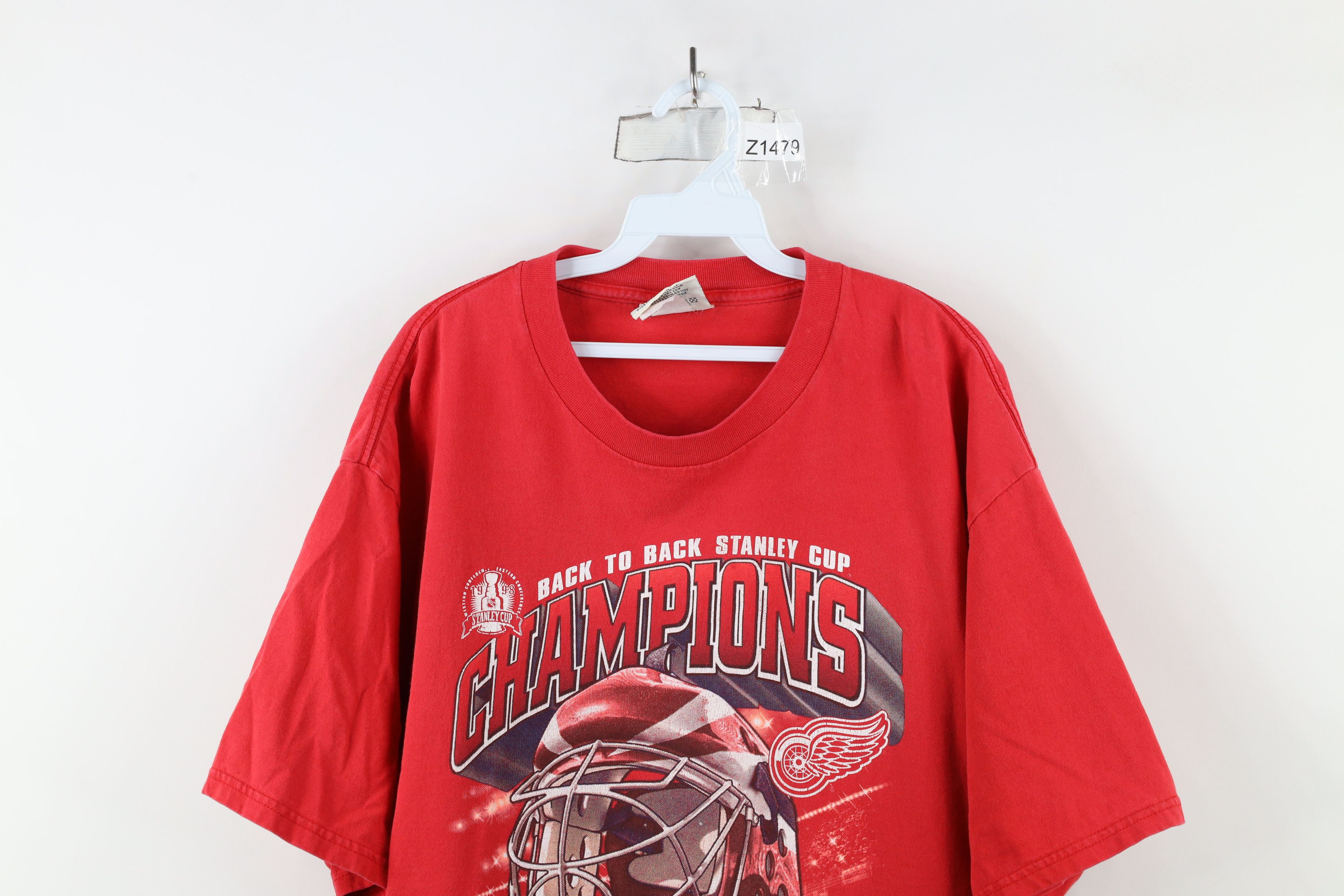 Vintage Vintage 90s Stanley Cup Champs Detroit Red Wings T-Shirt Size US XL / EU 56 / 4 - 2 Thumbnail