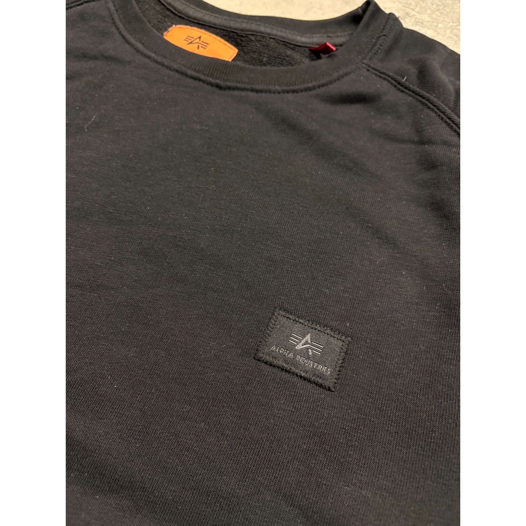 Alpha Industries Alpha Industries Black Crewneck Sweatshirt With Side Zipper Size US S / EU 44-46 / 1 - 9 Thumbnail