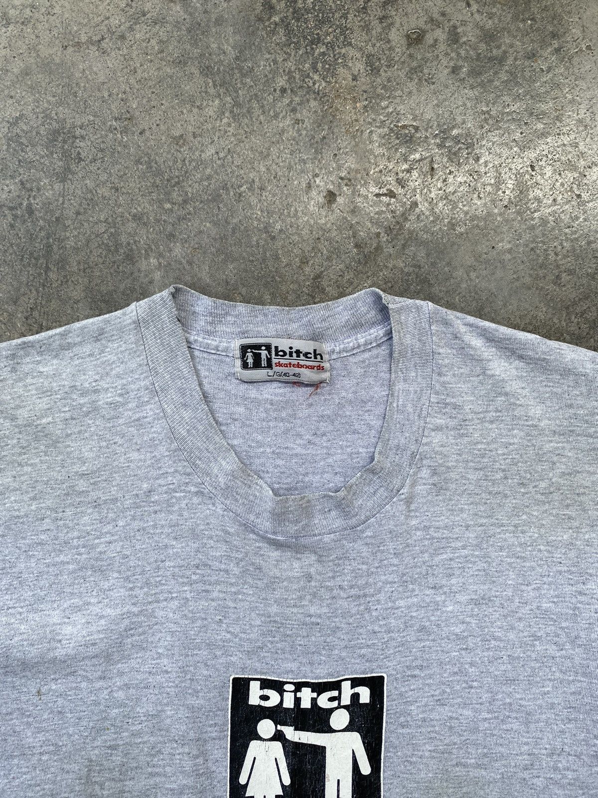 Vintage SICK🔥Rare Vintage 90s Bitch Skateboards Single Stitch Tees Size US L / EU 52-54 / 3 - 11 Thumbnail
