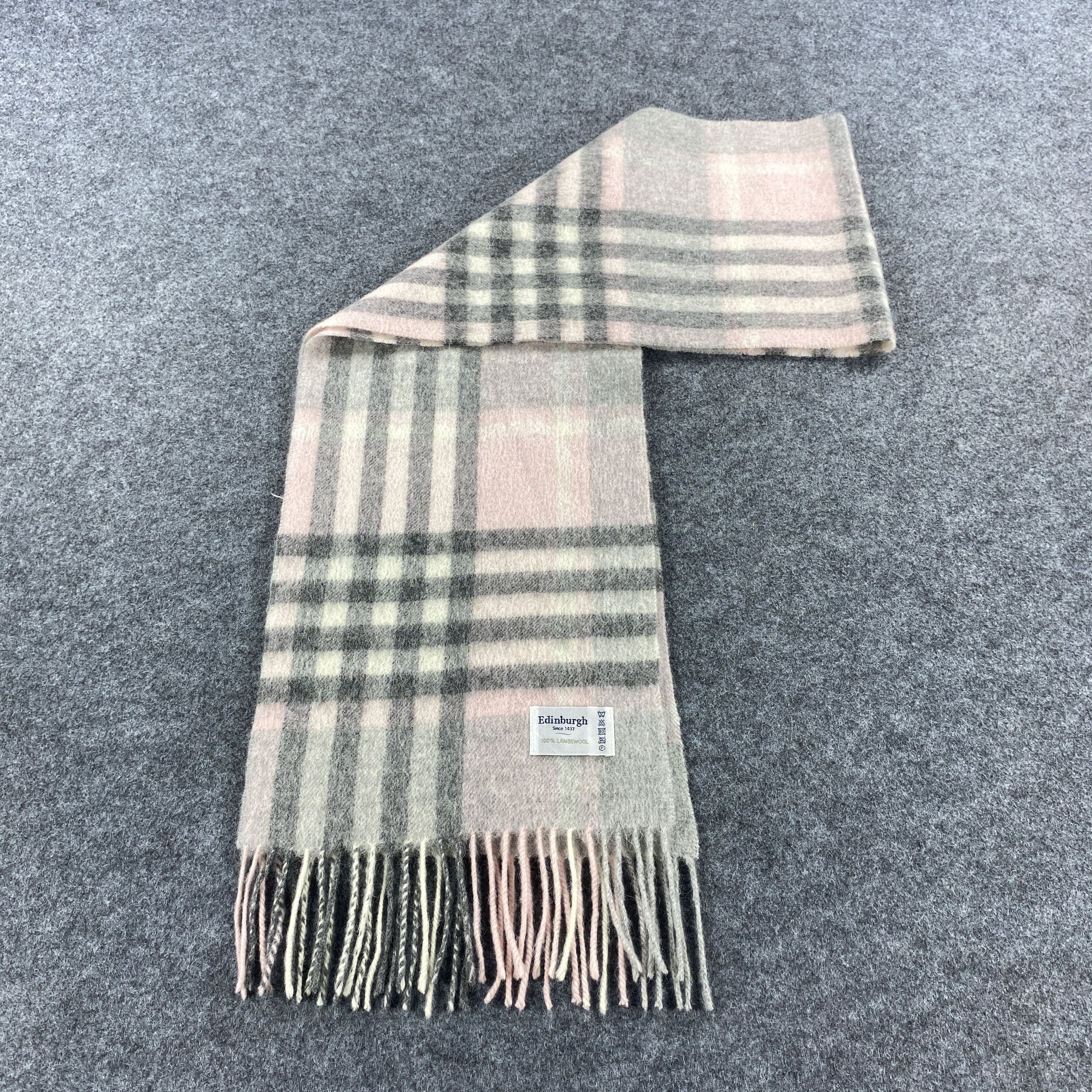 Vintage Edinburgh Scarf # Muffler # Neckwear # D630 Size ONE SIZE - 6 Thumbnail