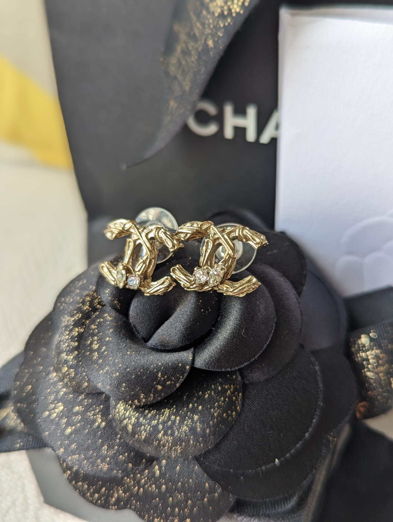 Chanel Chanel CC B14K Logo earrings GHW crystal earring receipt box Size ONE SIZE - 6 Thumbnail