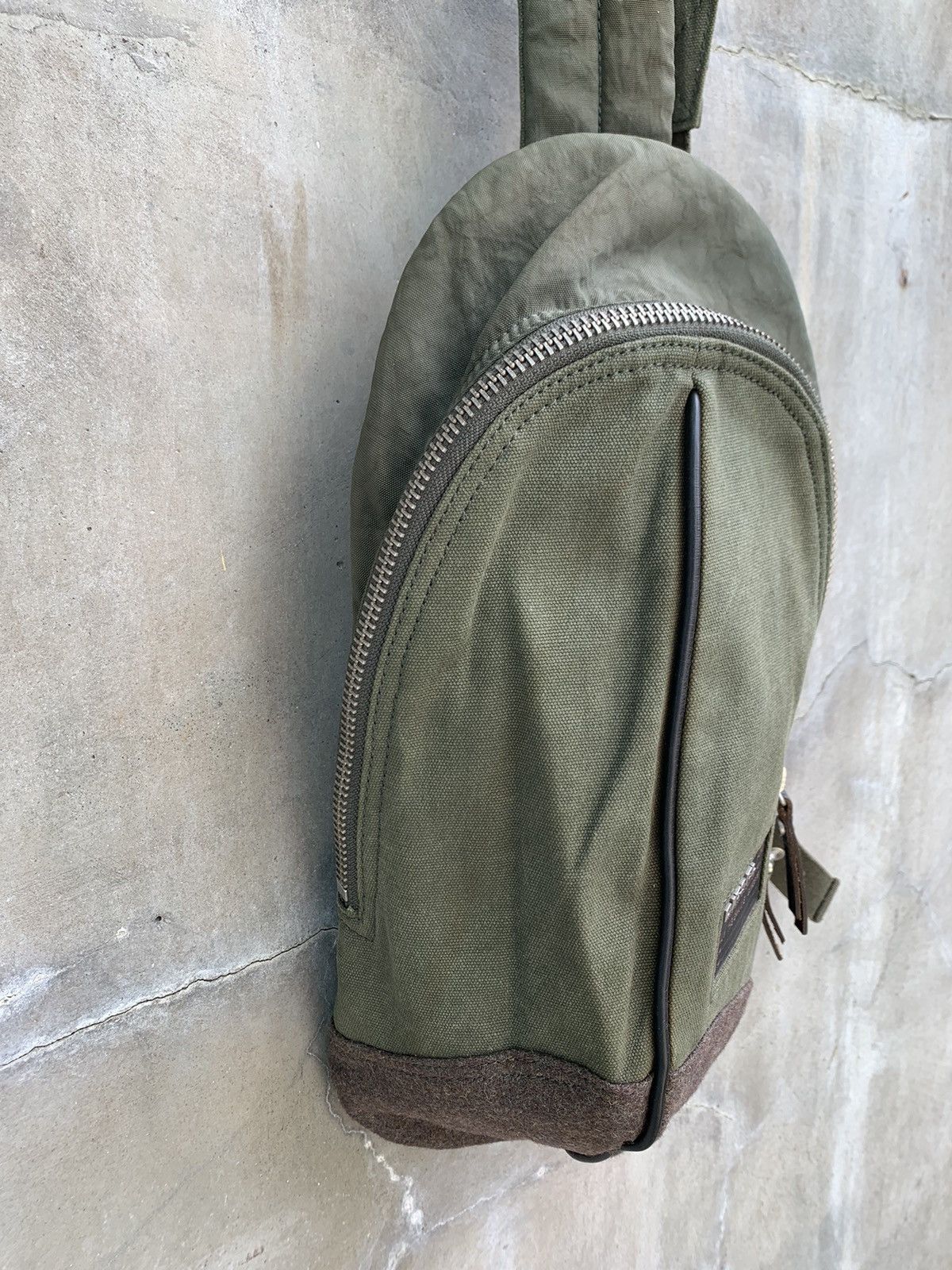 Diesel Cross Body Sling Bag Size ONE SIZE - 2 Thumbnail