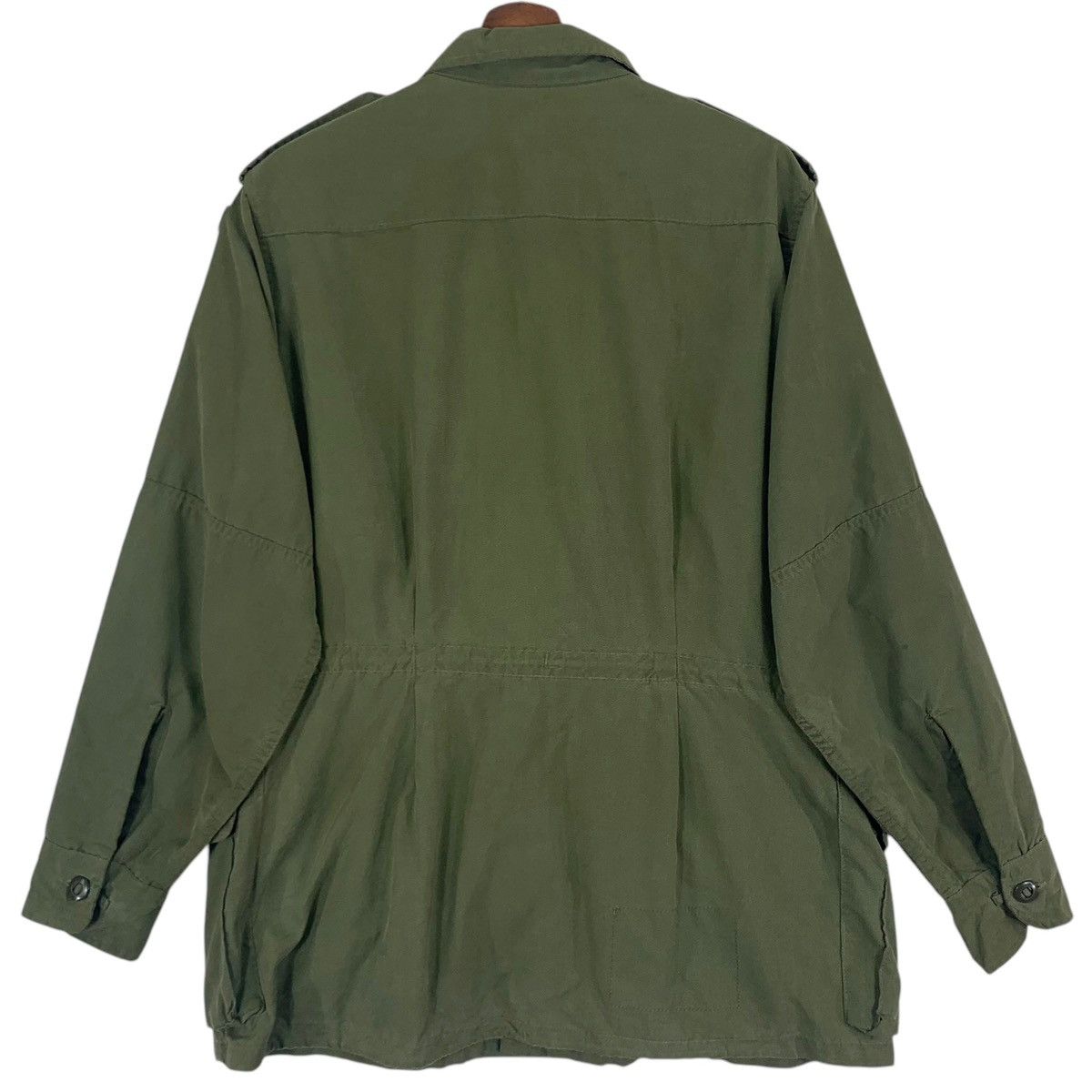 Vintage VINTAGE MILITARY CANADA OLIVE GREEN BUTTON SHIRTS Size US M / EU 48-50 / 2 - 7 Thumbnail