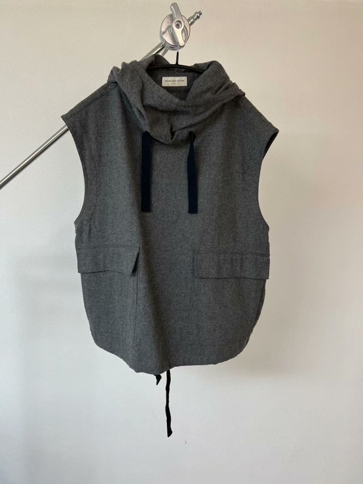 Dries Van Noten Dries van noten Wool sleeveless hooded vest 2501-Nextarrow Size US S / EU 44-46 / 1 - 1 Thumbnail