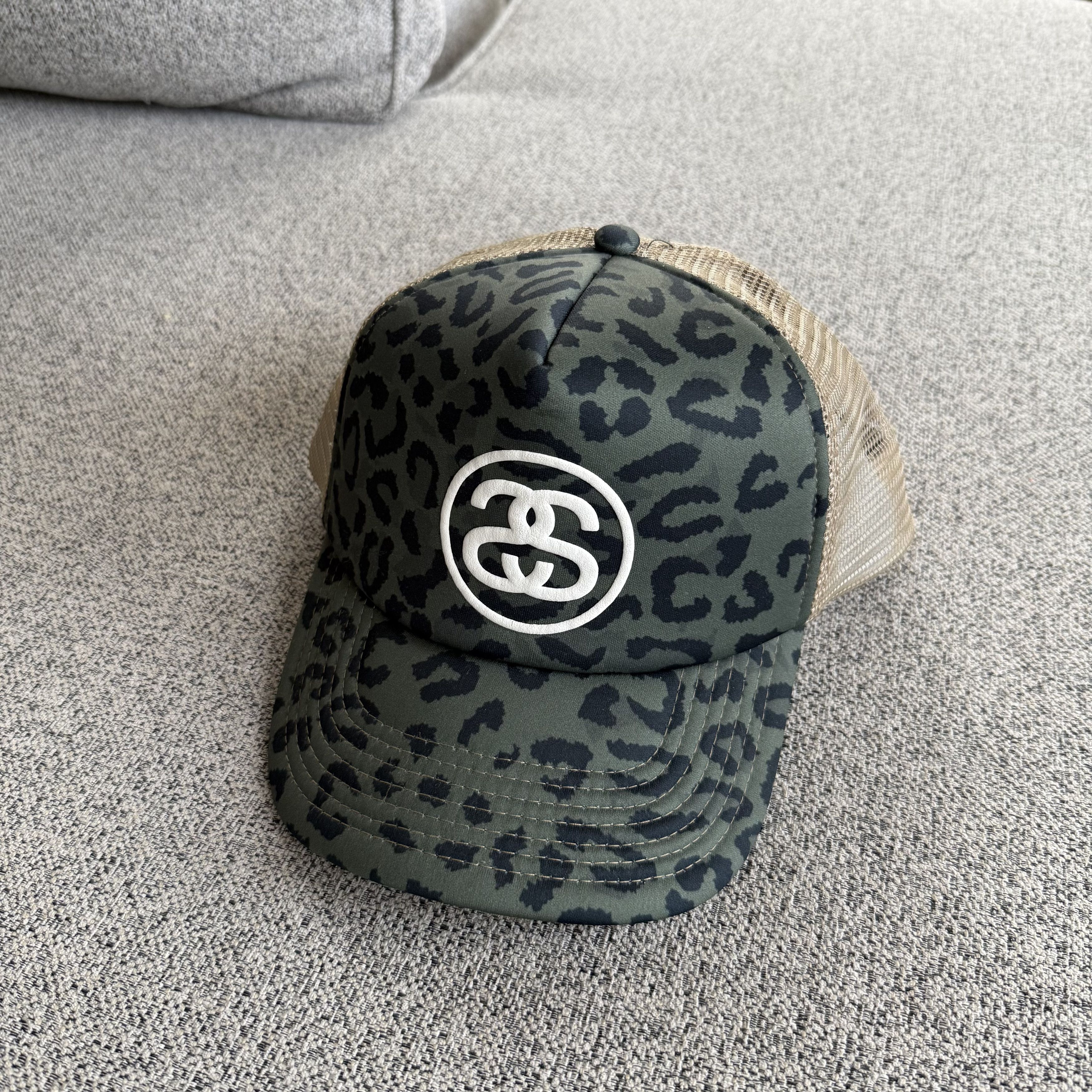 Stussy Stüssy Helvetica Logo Cadet Cap Black | Grailed