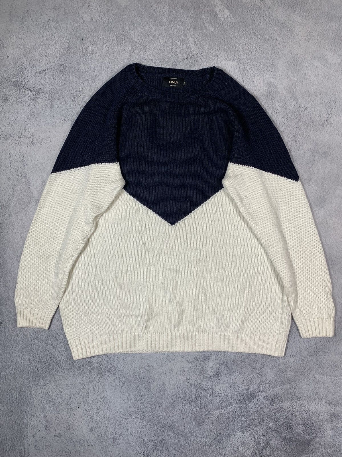 Japanese Brand × Vintage Vintage Y2K Japanese sweater streetwear style size M Size US M / EU 48-50 / 2 - 1 Thumbnail