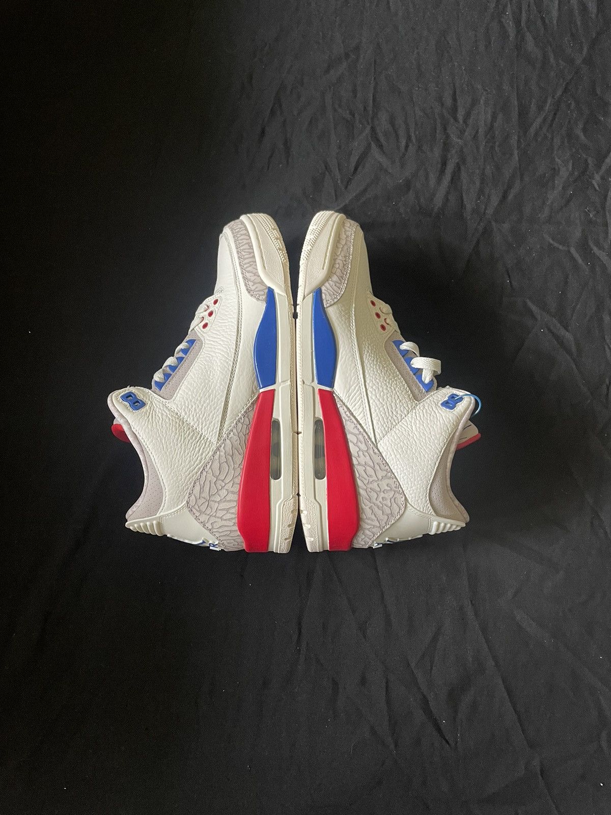 Jordan Brand Jordan 3 Retro International Flight Size US 9.5 / EU 42-43 - 3 Thumbnail