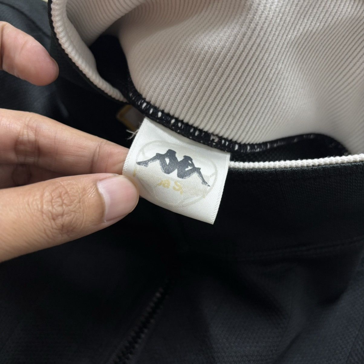 Kappa × Vintage VINTAGE KAPPA JUVENTUS ZIP JACKET Size US M / EU 48-50 / 2 - 6 Thumbnail