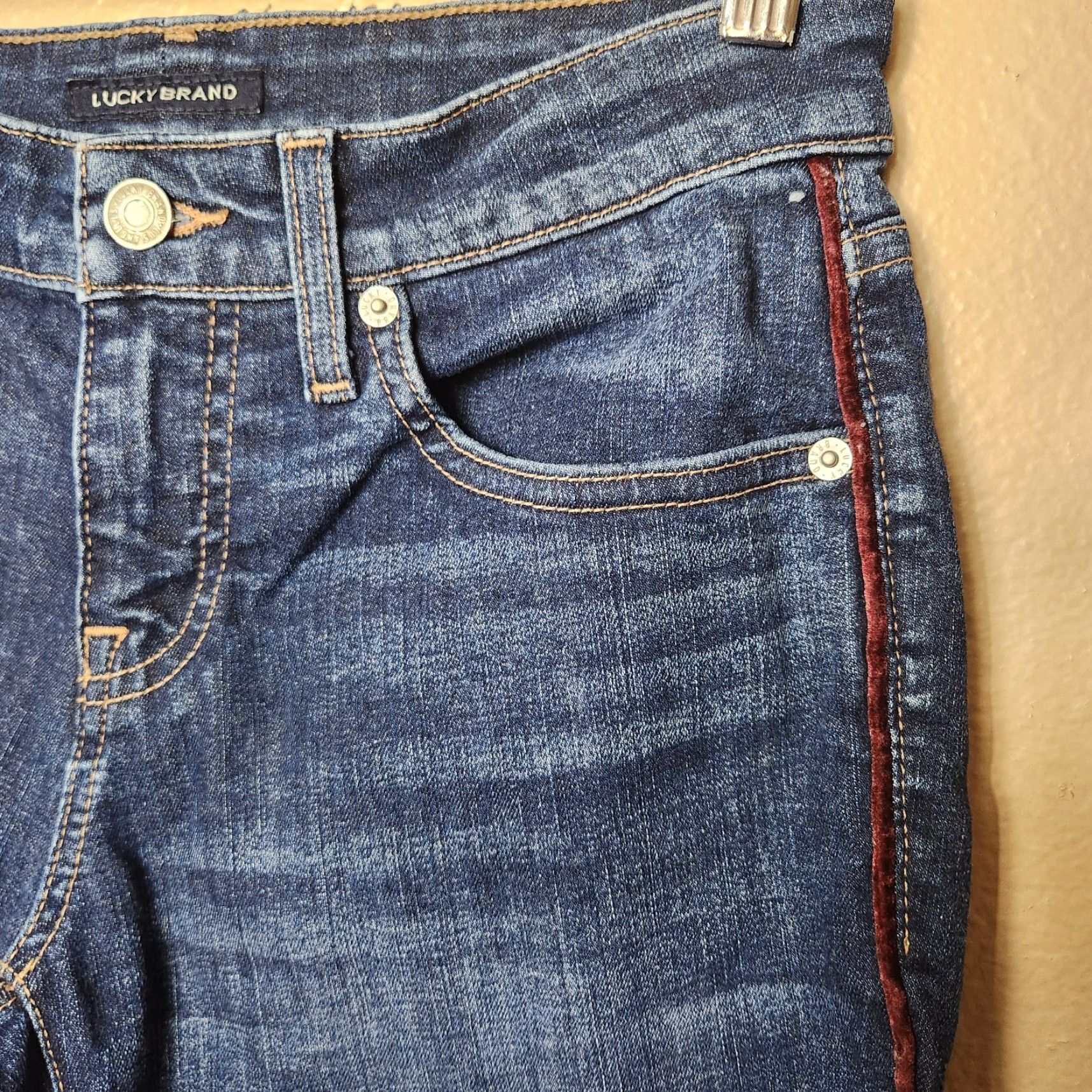 Lucky Brand Lucky Brand Jeans Wmns Low Rise Skinny Ankle Dark Denim w/Velvet Outseam Piping 2/26 Bohemian Womens Jeans Streetwear Size 26" / US 2 / IT 38 - 2 Thumbnail