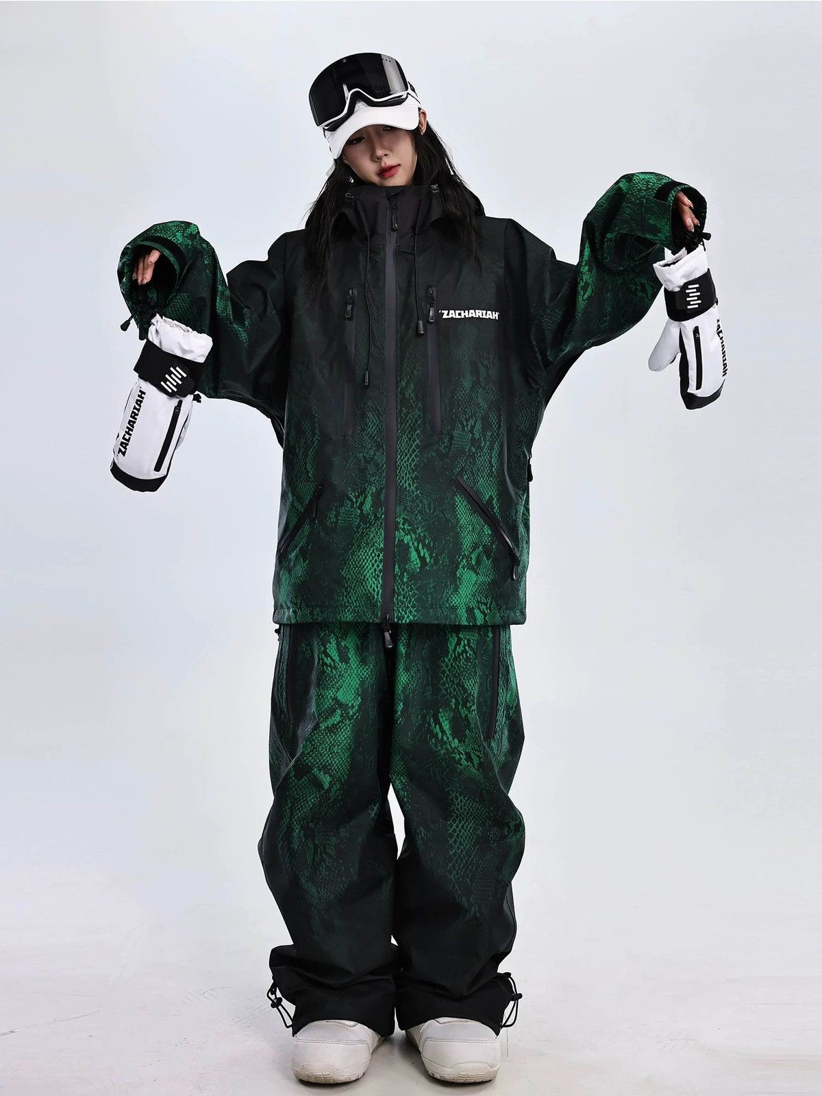 Other Green Scale Snake Pattern Outdoor Windproof Ski Suit Size US 32 / EU 48 - 6 Thumbnail