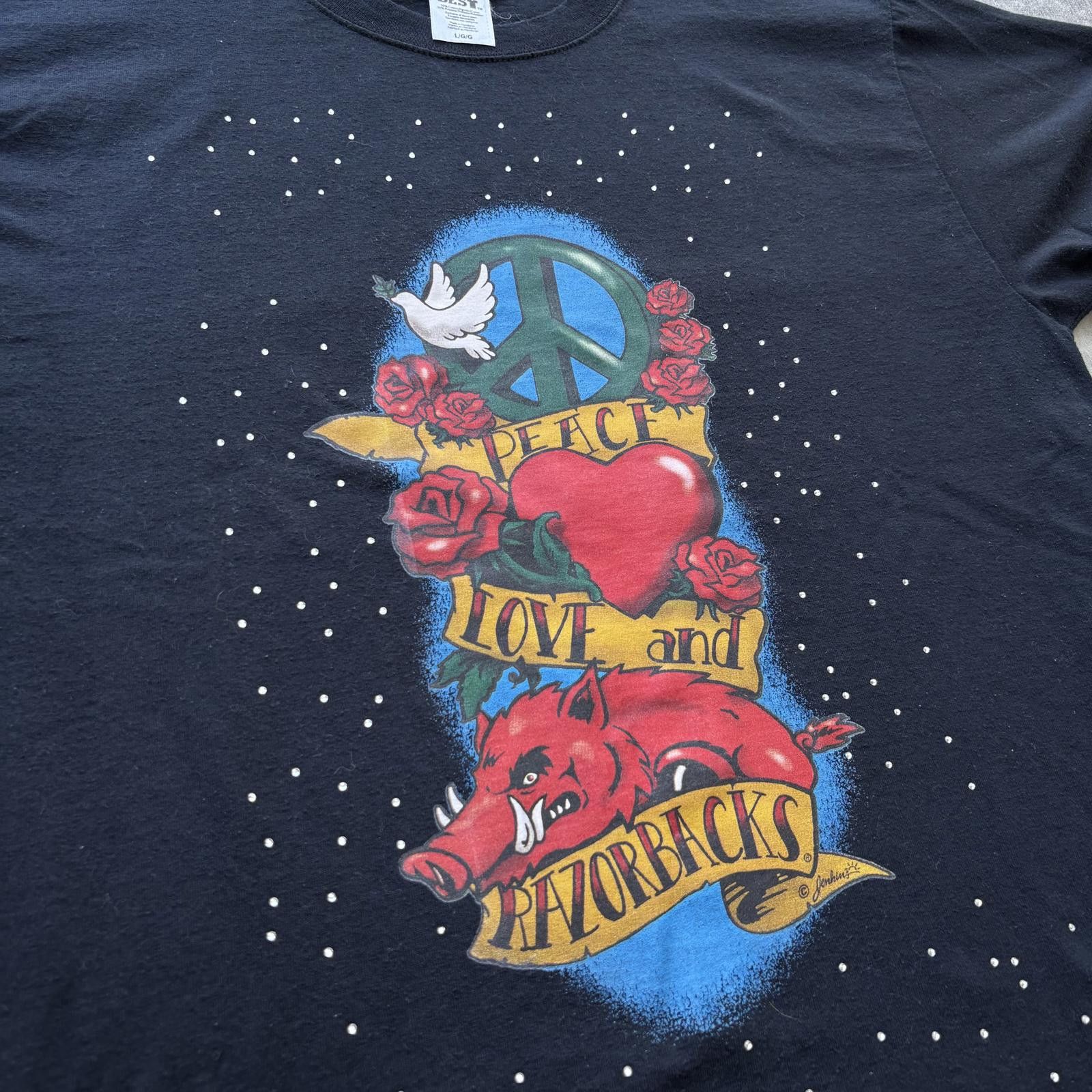 Fruit Of The Loom Vintage Y2K Ed Hardy Arkansas Razorbacks Rhinestones Shirt Size US L / EU 52-54 / 3 - 4 Thumbnail