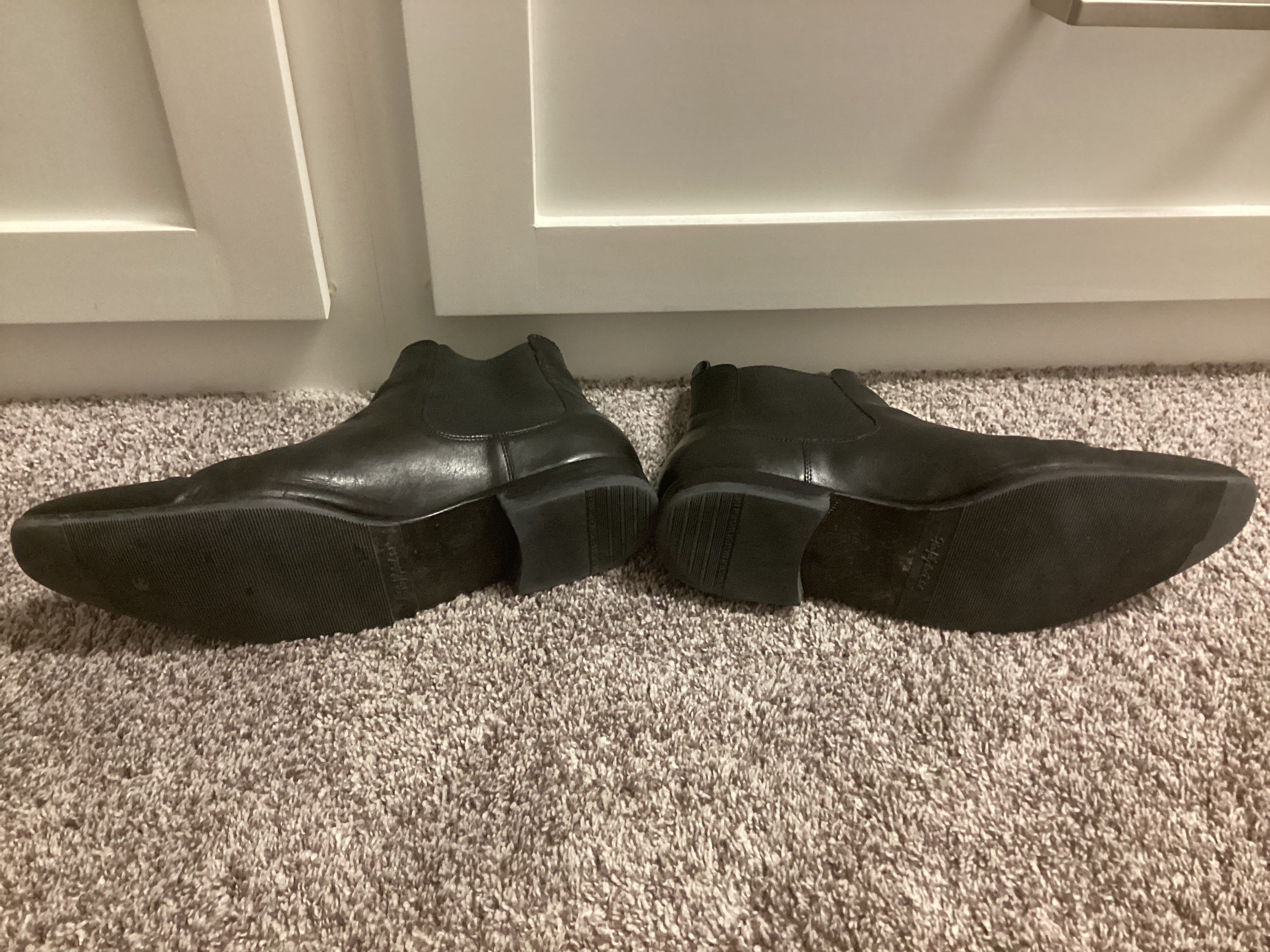 Leather Chelsea boots