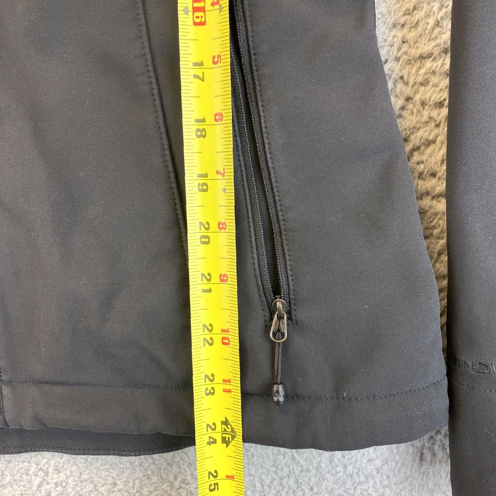 The North Face VINTAGE The North Face Waterproof Rain Jacket Women's M Black Hooded Casual 90s Size M / US 6-8 / IT 42-44 - 7 Thumbnail