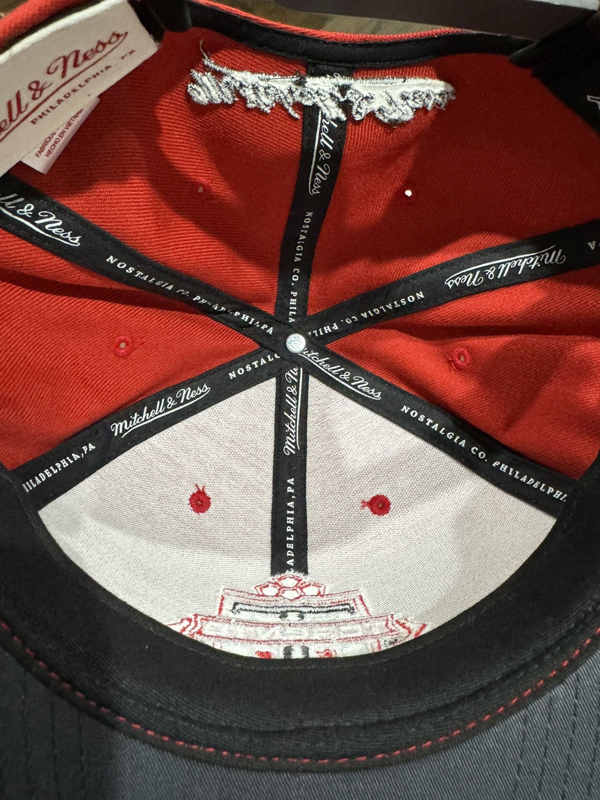 Mitchell & Ness Toronto FC SnapBack Size ONE SIZE - 3 Thumbnail