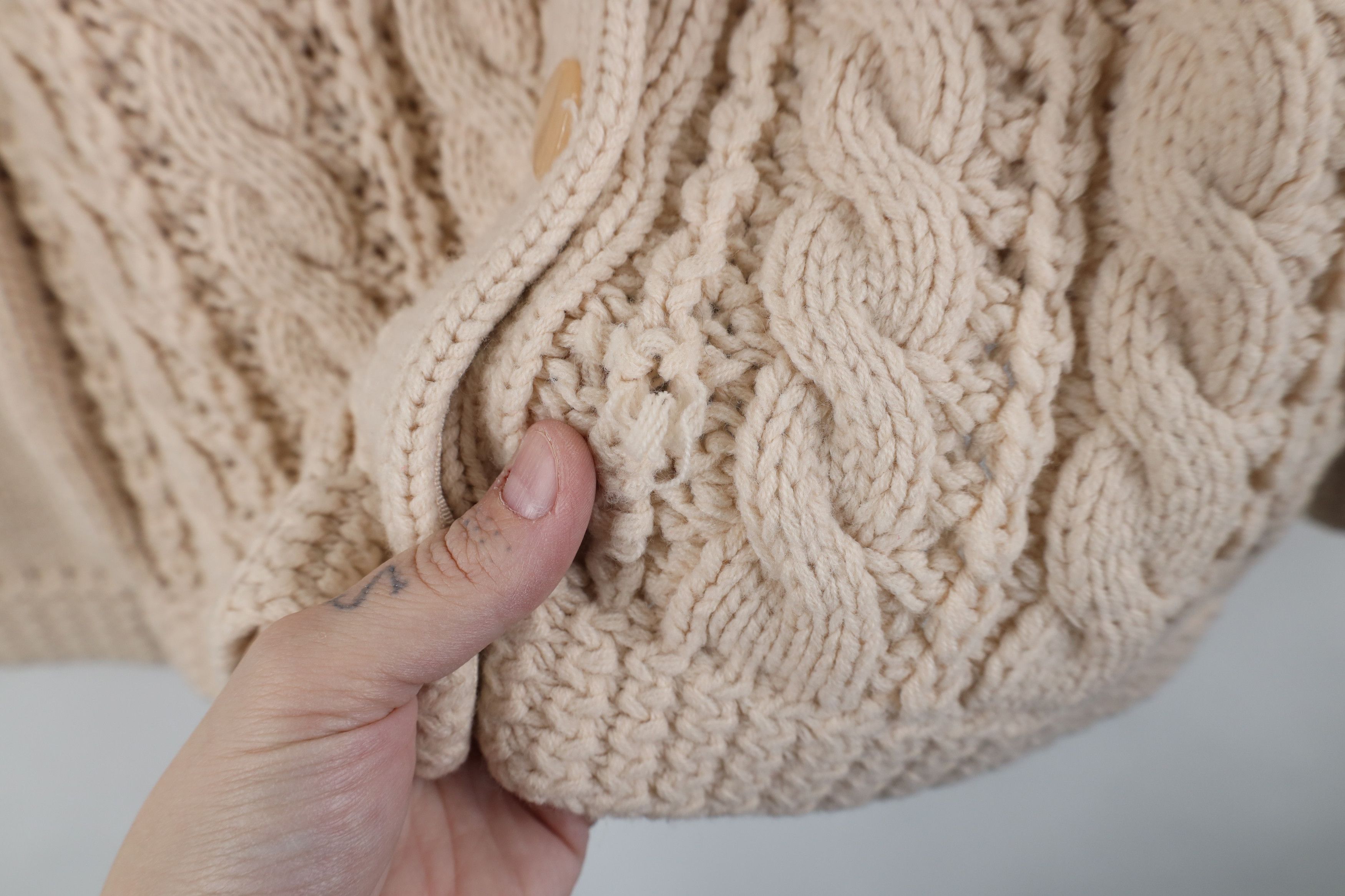 Vintage Vintage 50s 60s Streetwear Loomed Chunky Cardigan Sweater Size S / US 4 / IT 40 - 5 Thumbnail