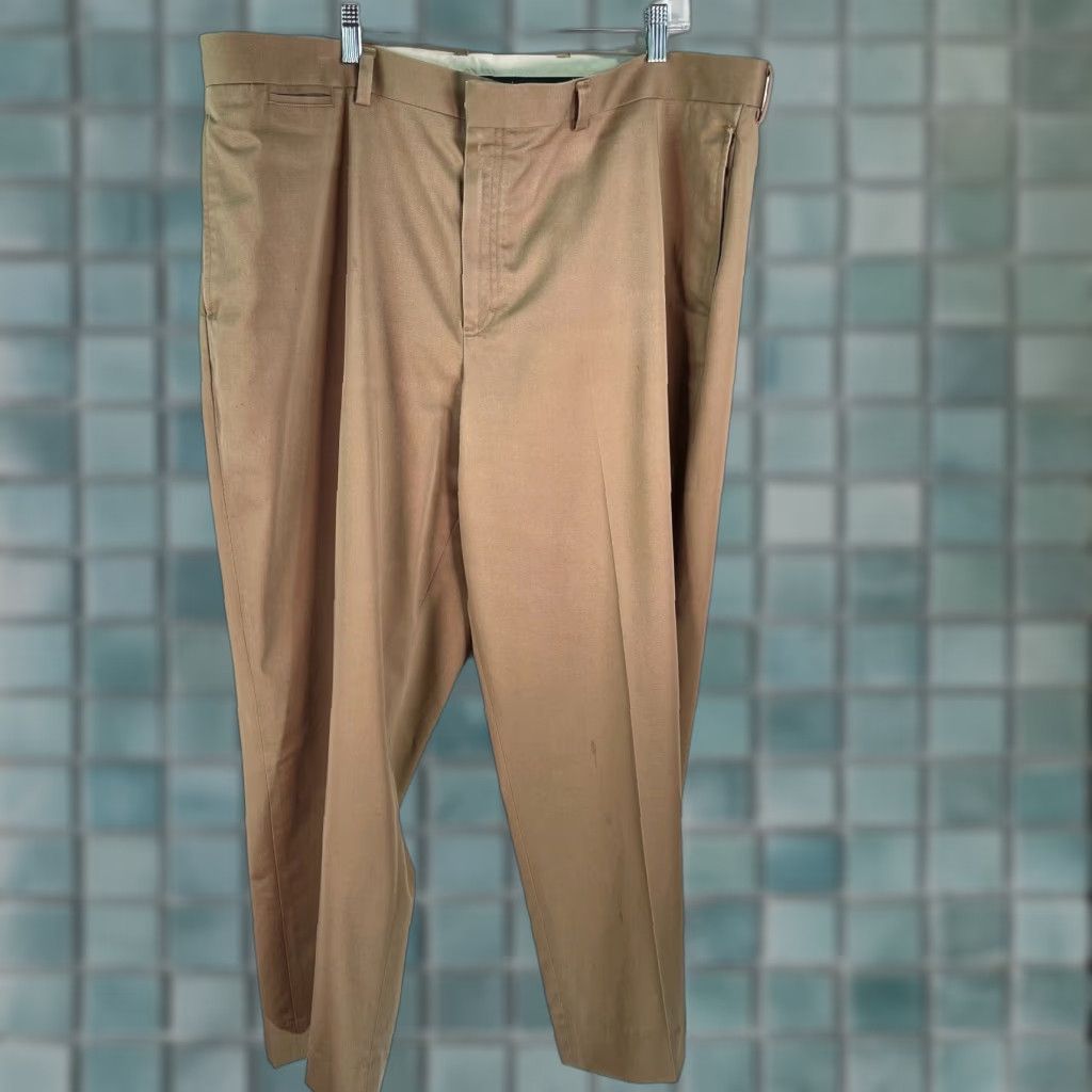 Vintage L.L. Bean Men's Chino Pants Natural Fit Flat Front Straight Leg Casual Size 42 Brown Size US 44 / EU 60 - 1 Thumbnail