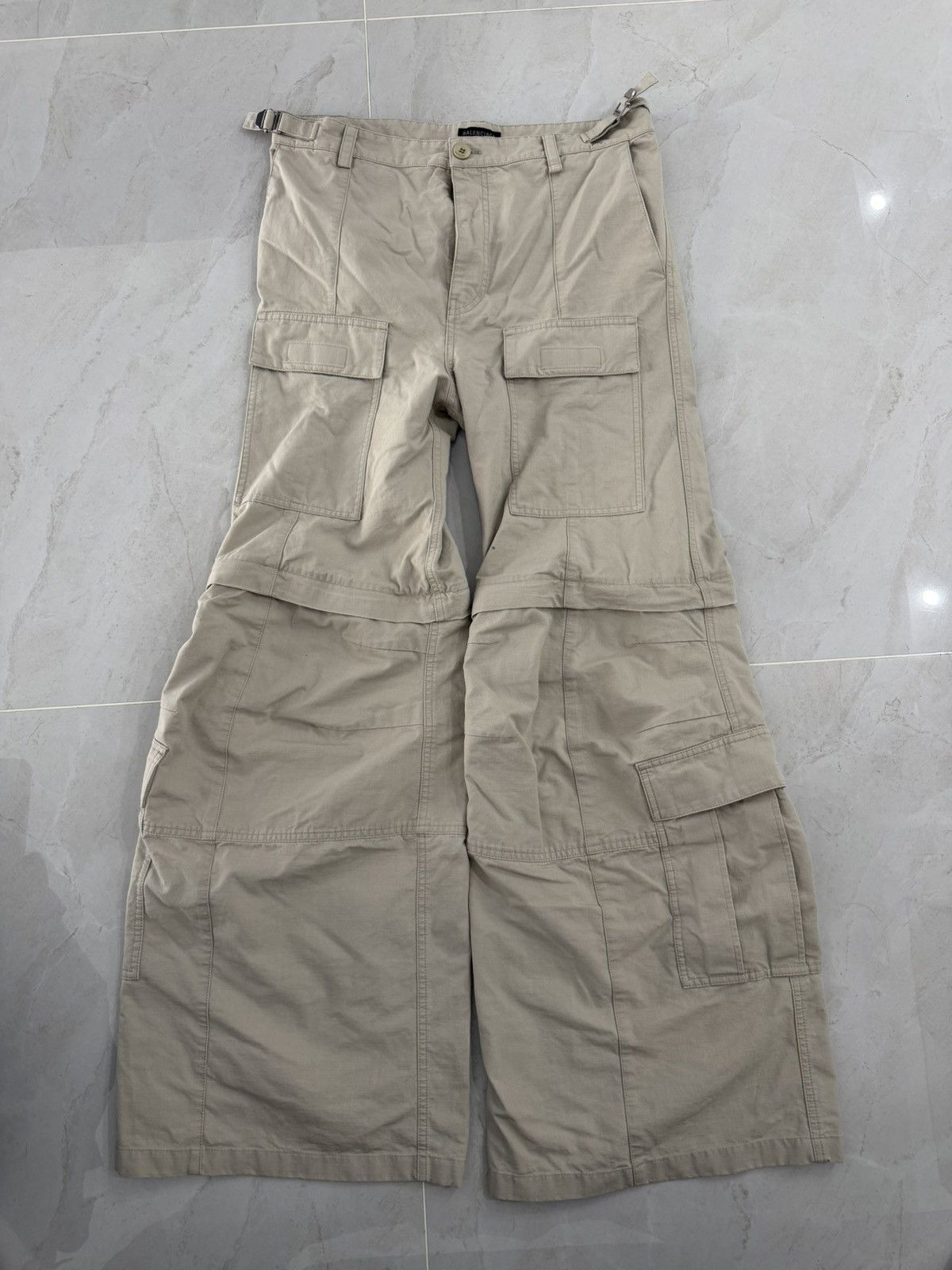 Balenciaga Balenciaga FW23 Tan Colored Flaired Cargo Pants Sz.M Size US 34 / EU 50 - 1 Thumbnail