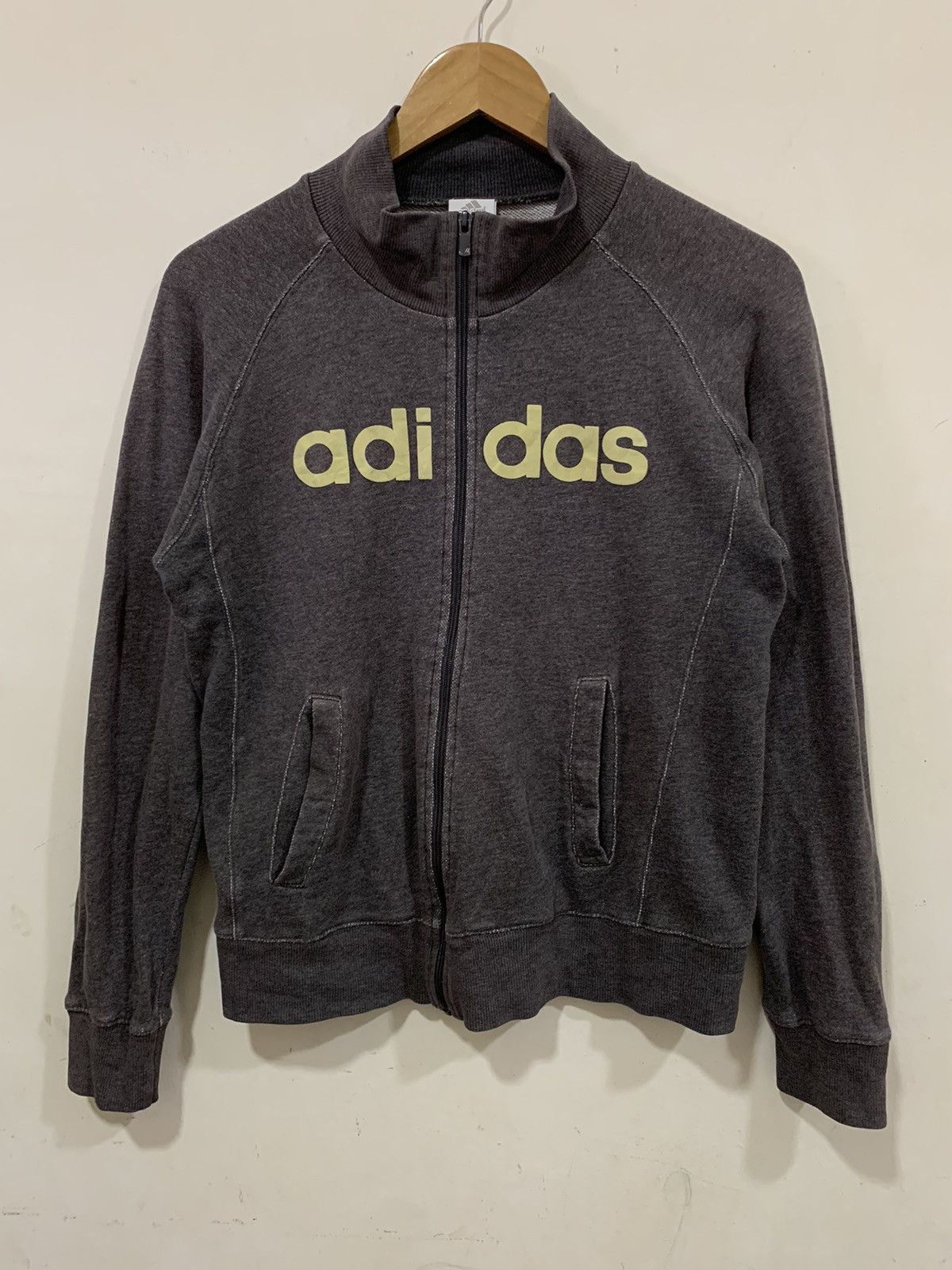 Adidas Vintage Y2K Adidas Zip-Up Track Jacket Size US S / EU 44-46 / 1 - 1 Thumbnail