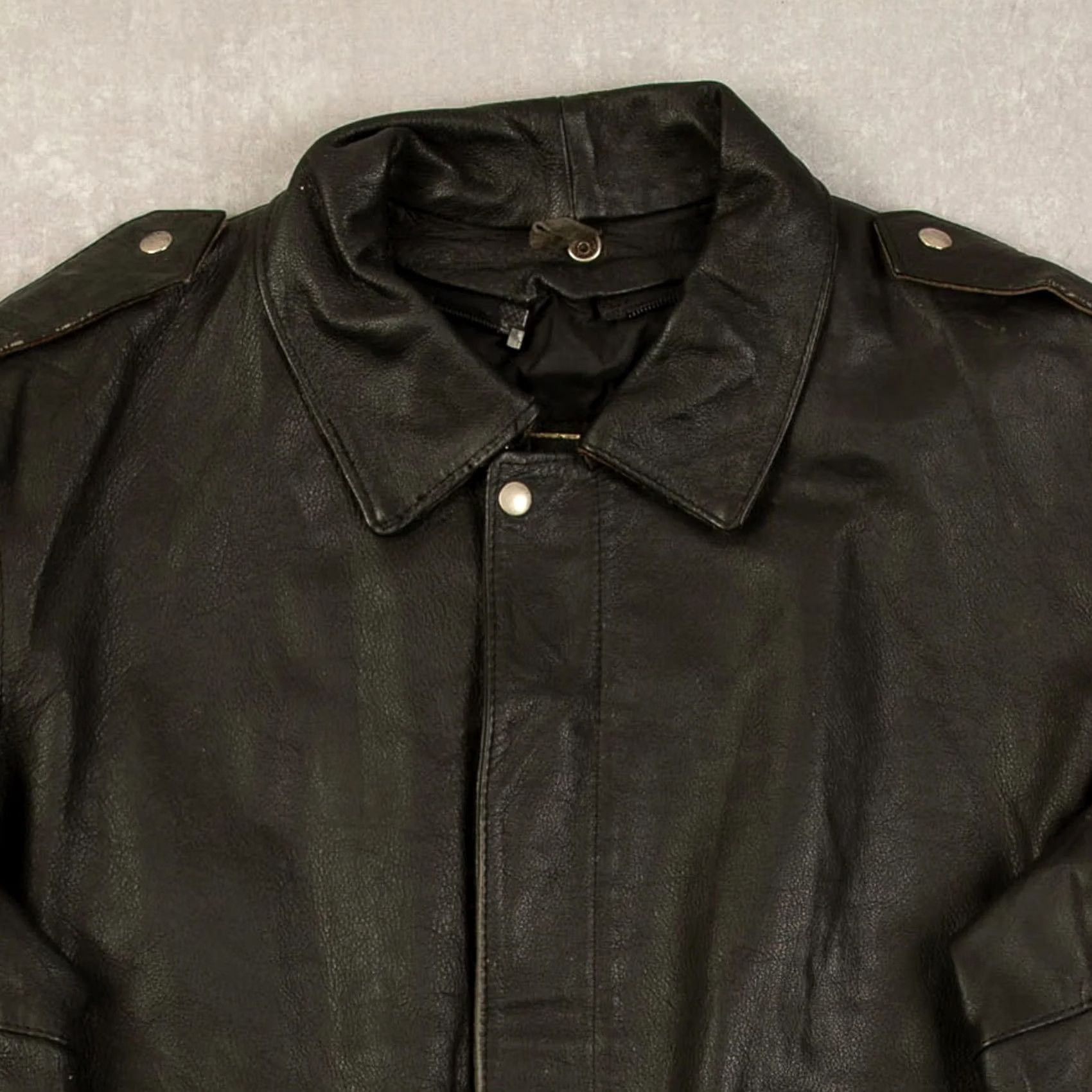 Schott VINTAGE Schott G-2 Leather Flight Jacket Bomber Jacket Men Black 80s Size US L / EU 52-54 / 3 - 3 Thumbnail