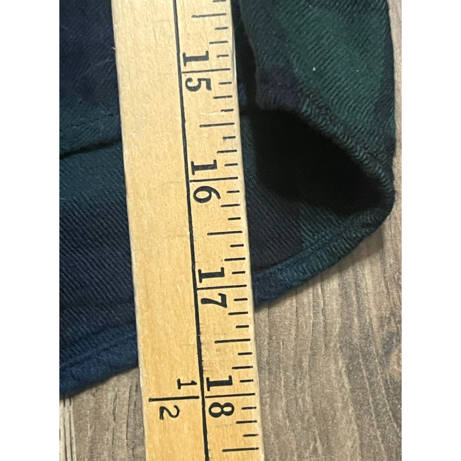 Gap Gap Shirt Women's Size Medium Green Black Plaid Button Up Long Sleeve - Casual Modern Button-Up Womens M Green Plaid Long Sleeve Shirt Size M / US 6-8 / IT 42-44 - 6 Thumbnail