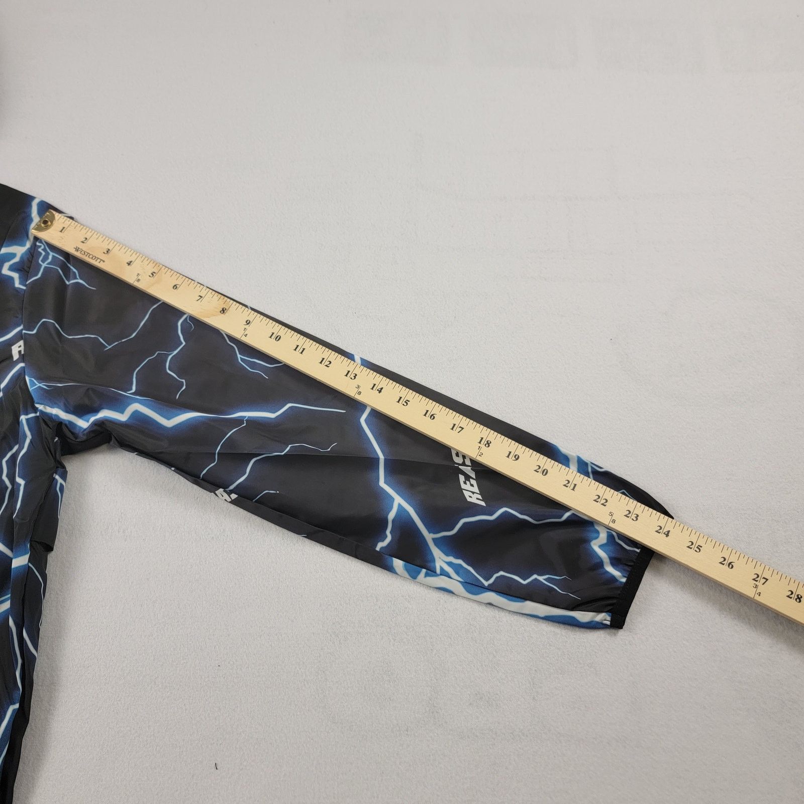 Reason Reason x Vintage Reflective Lightning Windbreaker Sz M (567) Size US M / EU 48-50 / 2 - 9 Thumbnail