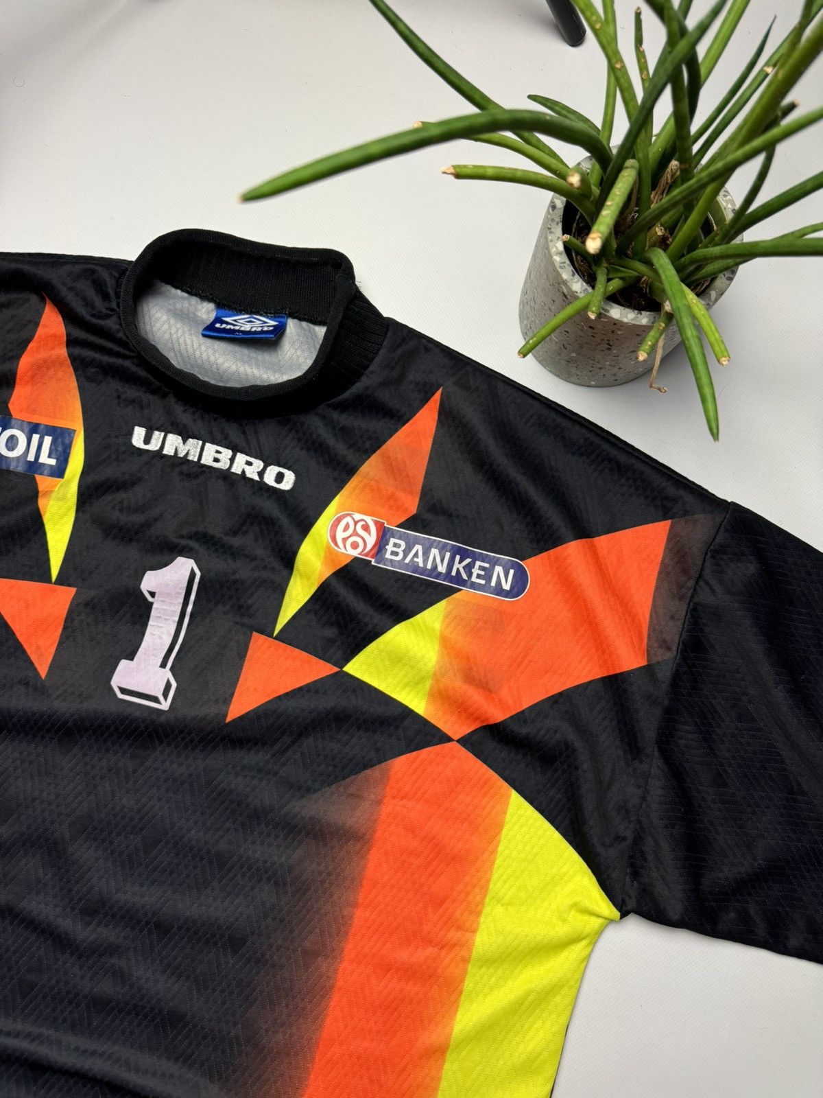 Umbro × Vintage Rare umbro goalkeeper soccer jersey long+shorts Size US XL / EU 56 / 4 - 5 Thumbnail
